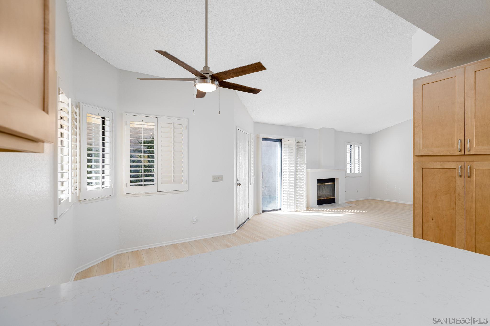 Detail Gallery Image 9 of 42 For 27971  Red Dawn Dr, Sun City,  CA 92585 - 3 Beds | 2 Baths