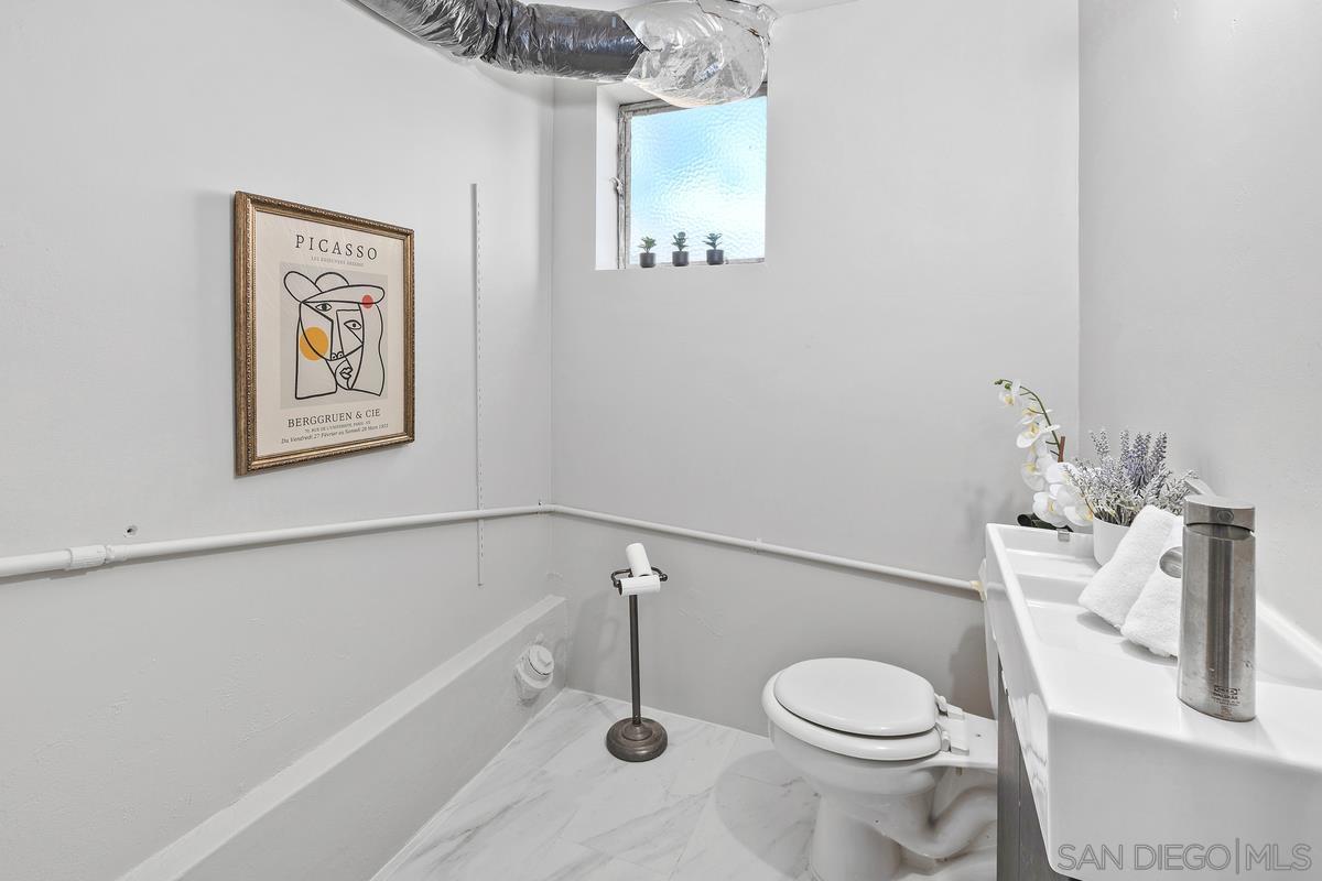 Detail Gallery Image 23 of 44 For 4285  Randolph St, San Diego,  CA 92103 - 3 Beds | 2 Baths