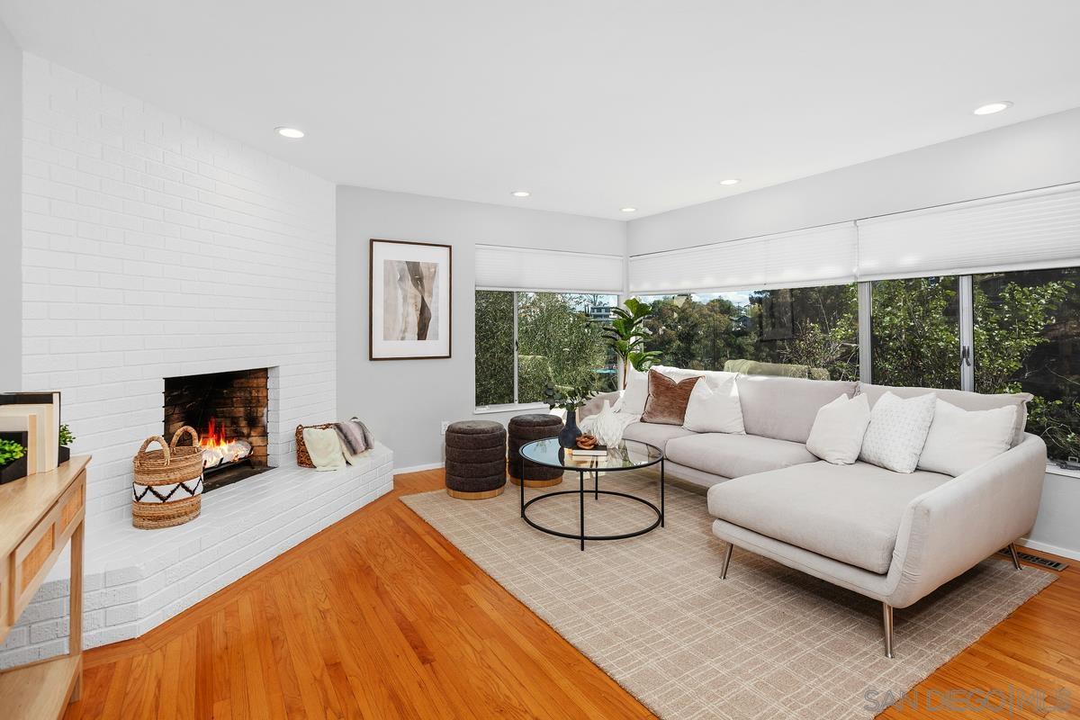 Detail Gallery Image 4 of 44 For 4285  Randolph St, San Diego,  CA 92103 - 3 Beds | 2 Baths