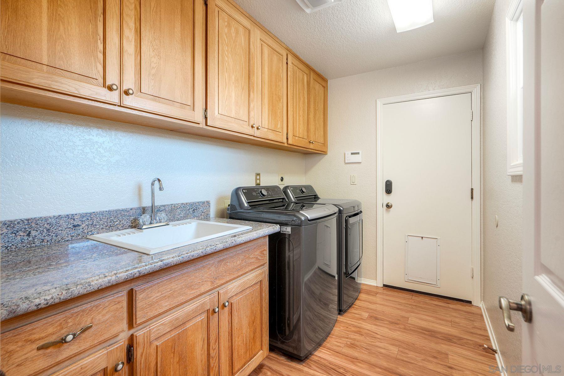 Detail Gallery Image 15 of 58 For 1930  Mountain Valley Lane, Escondido,  CA 92029 - 4 Beds | 3/1 Baths