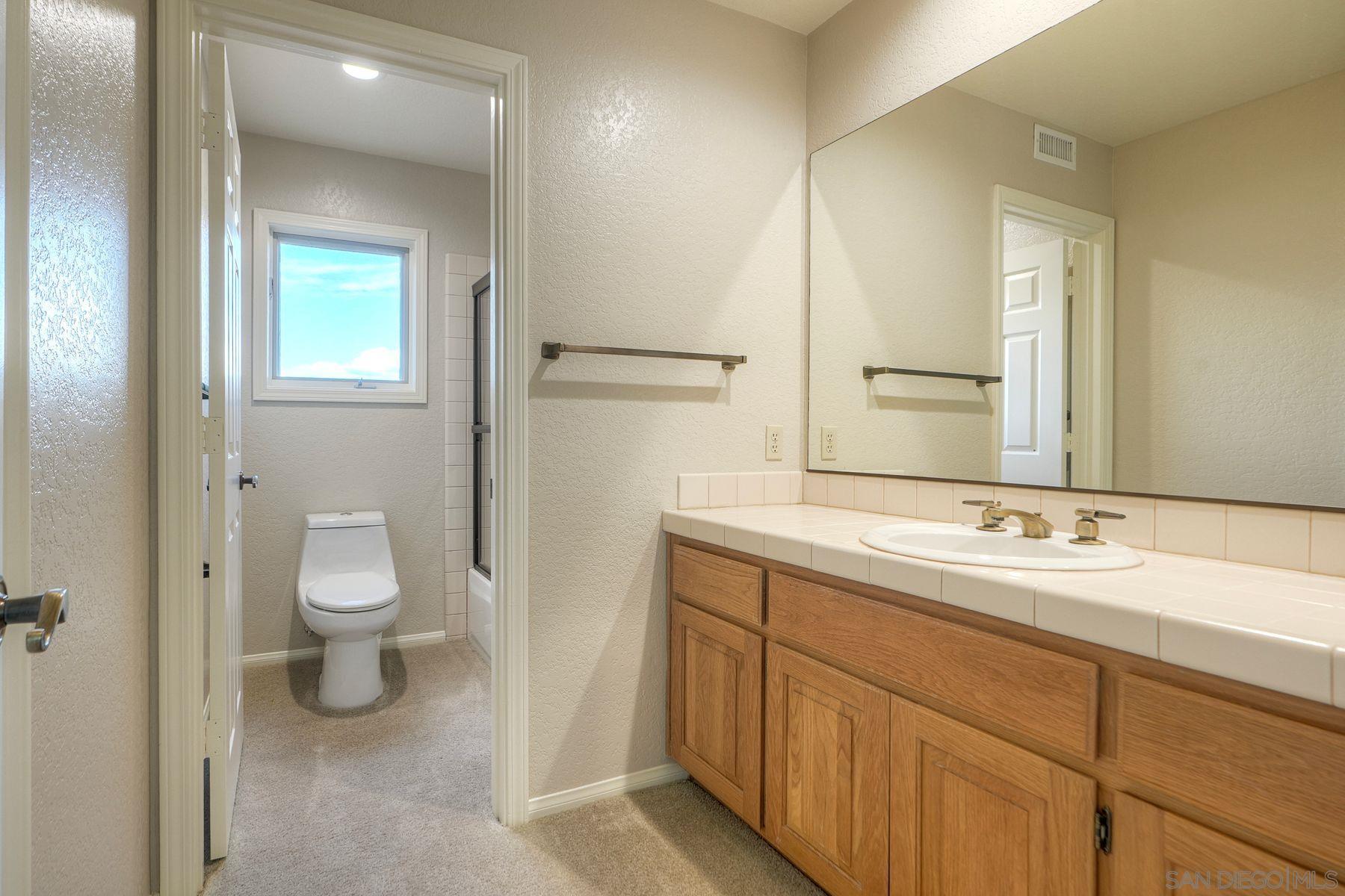 Detail Gallery Image 29 of 58 For 1930  Mountain Valley Lane, Escondido,  CA 92029 - 4 Beds | 3/1 Baths