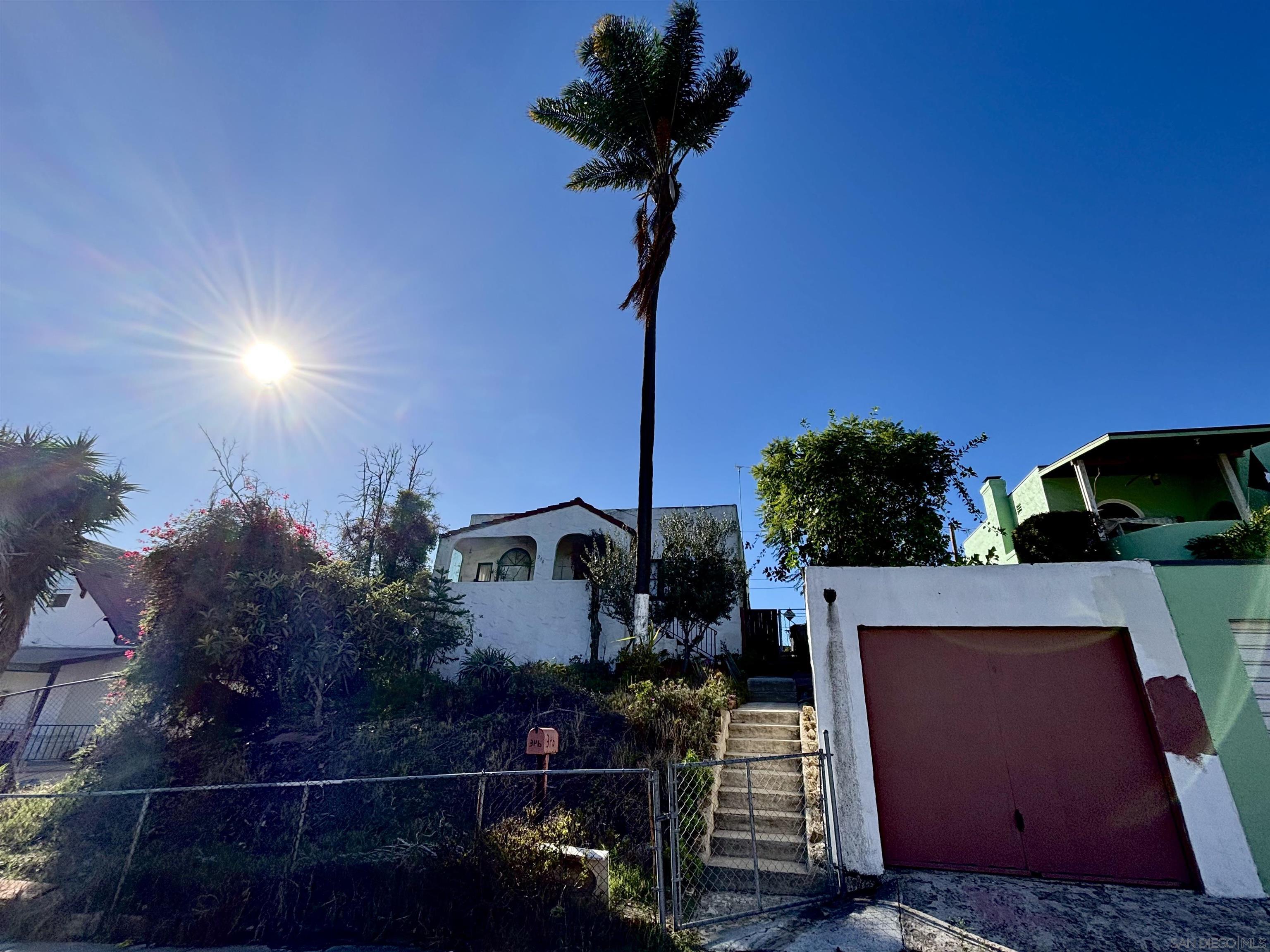 Front Image Thumbnail for SD250044404