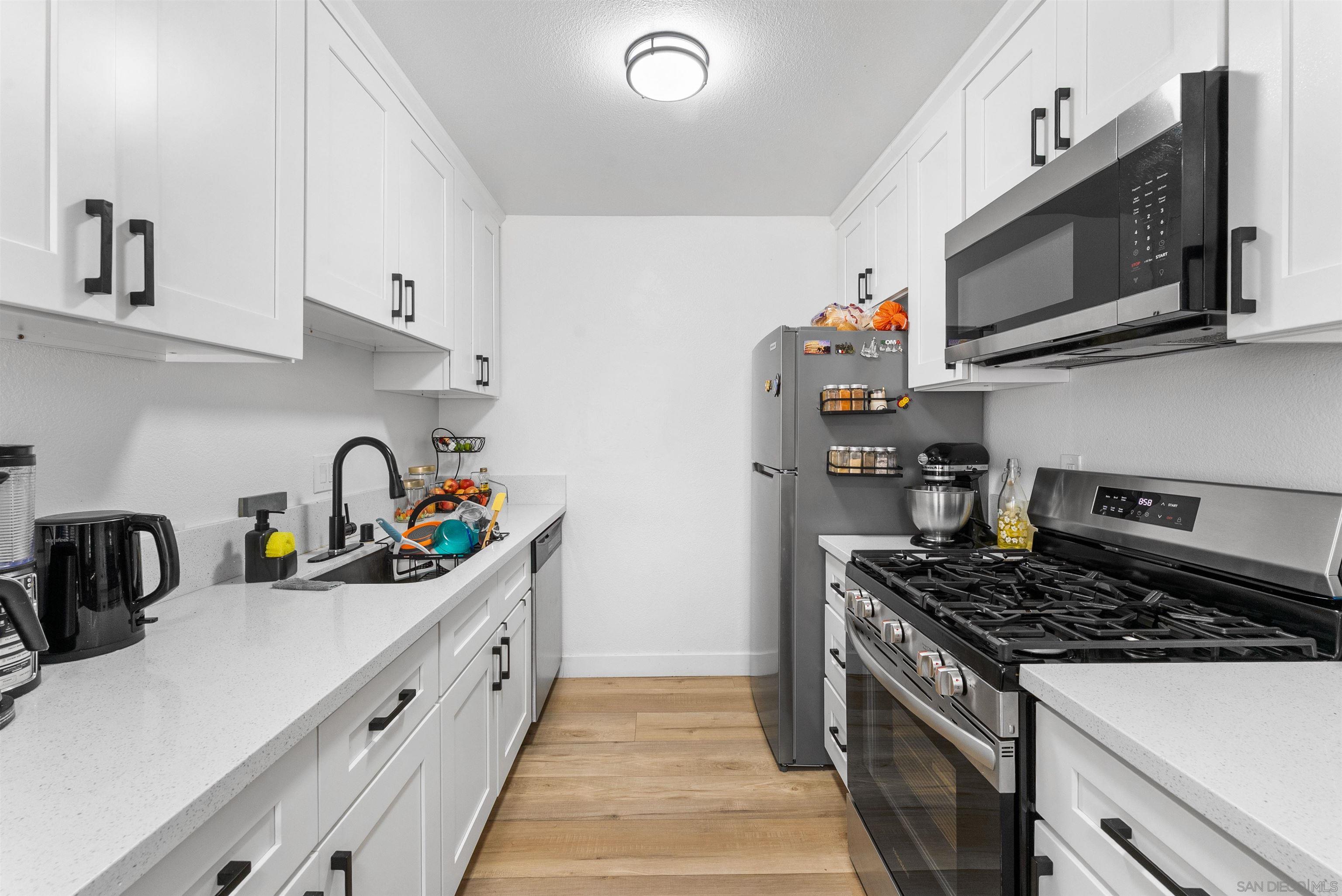 Detail Gallery Image 4 of 51 For 441  Tremont Street, Chula Vista,  CA 91911 - – Beds | – Baths