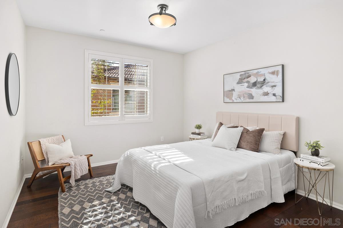 Detail Gallery Image 16 of 32 For 10785  New Grv  87, San Diego,  CA 92130 - 3 Beds | 2/1 Baths