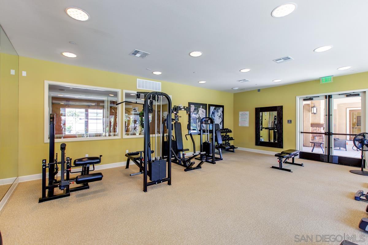 Detail Gallery Image 32 of 32 For 10785  New Grv  87, San Diego,  CA 92130 - 3 Beds | 2/1 Baths