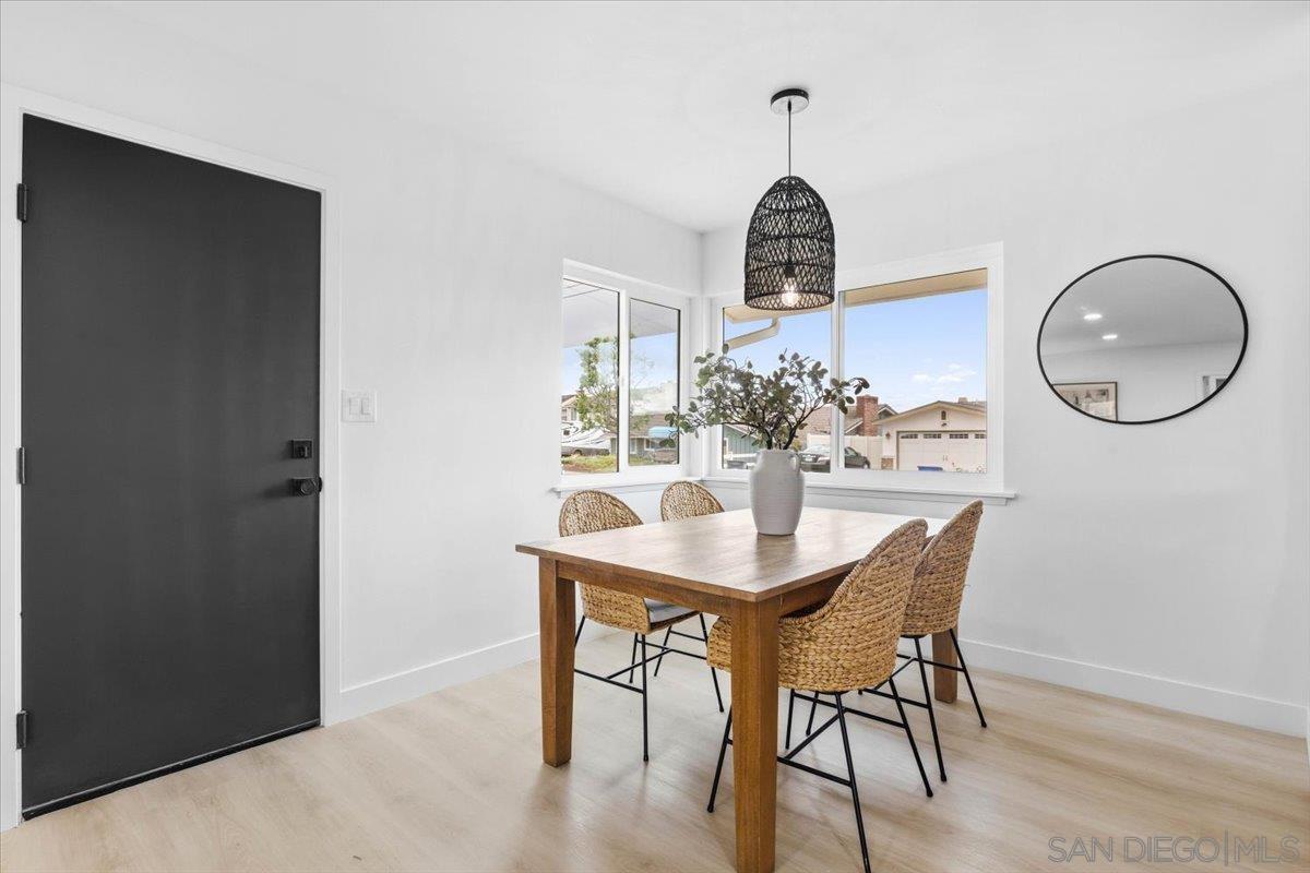 Detail Gallery Image 13 of 26 For 1643  Galway Pl, El Cajon,  CA 92020 - 3 Beds | 2 Baths