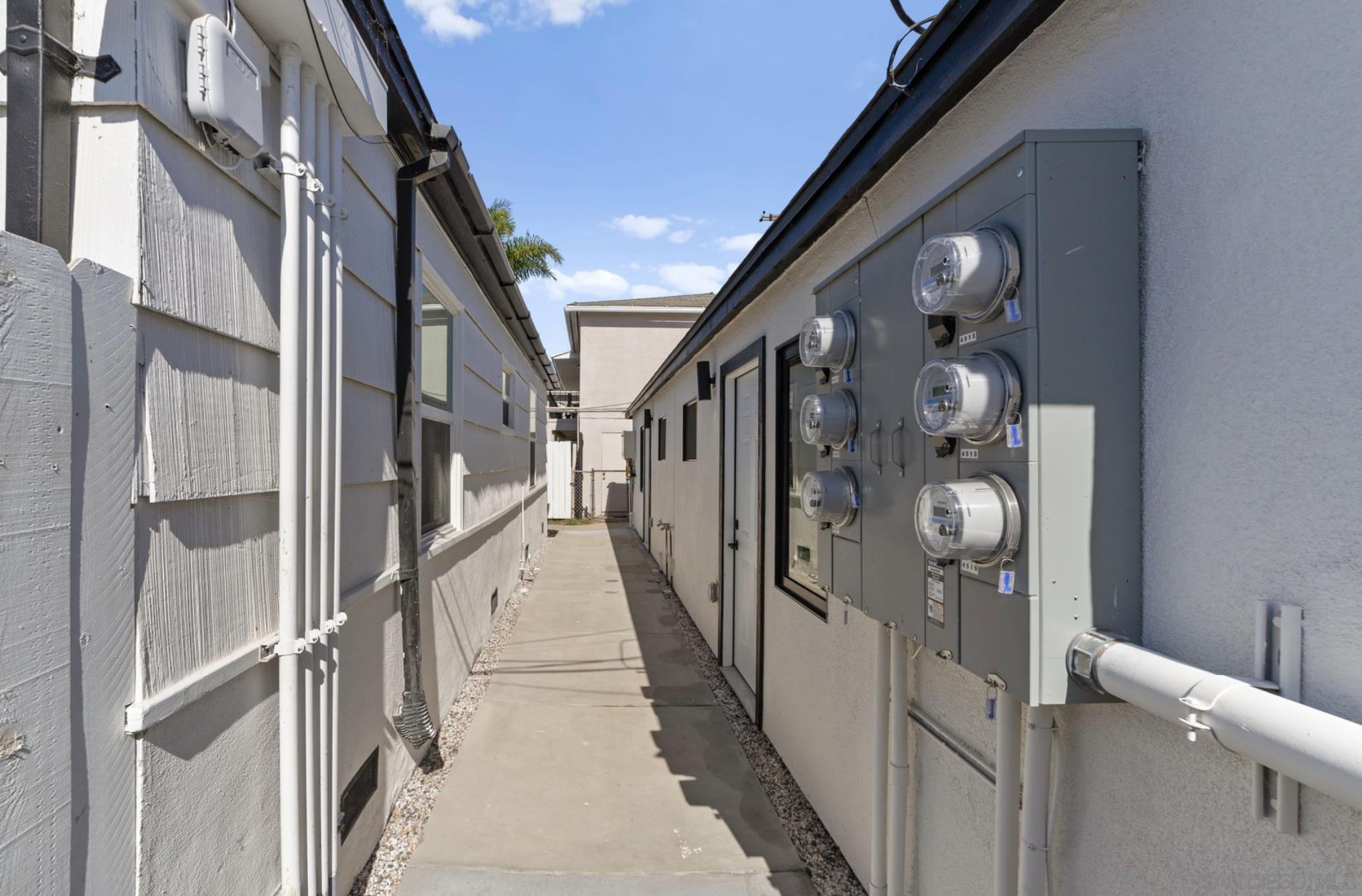 Detail Gallery Image 12 of 13 For 4513-23  Cleveland Ave, San Diego,  CA 92116 - – Beds | – Baths