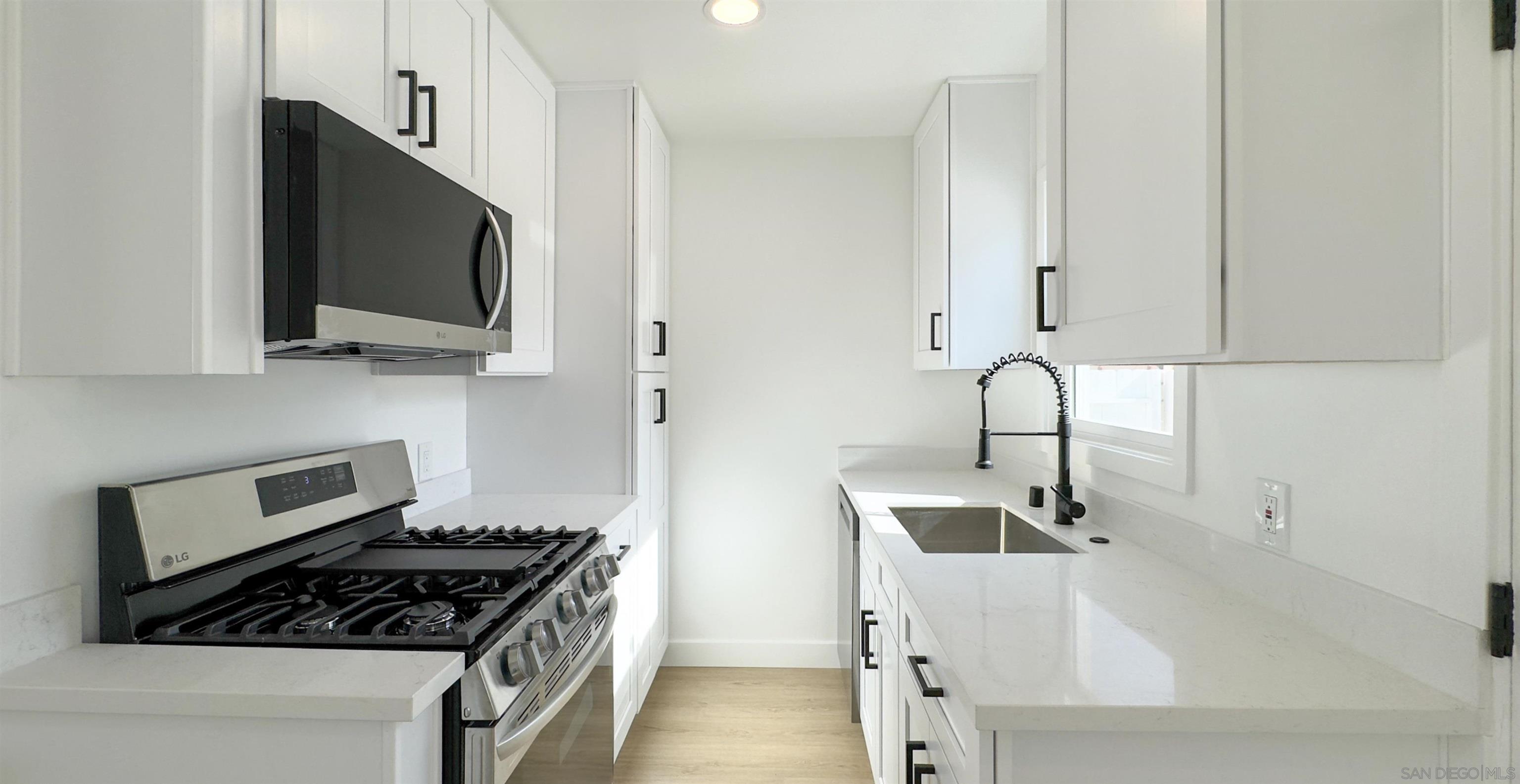 Detail Gallery Image 6 of 13 For 4513-23  Cleveland Ave, San Diego,  CA 92116 - – Beds | – Baths