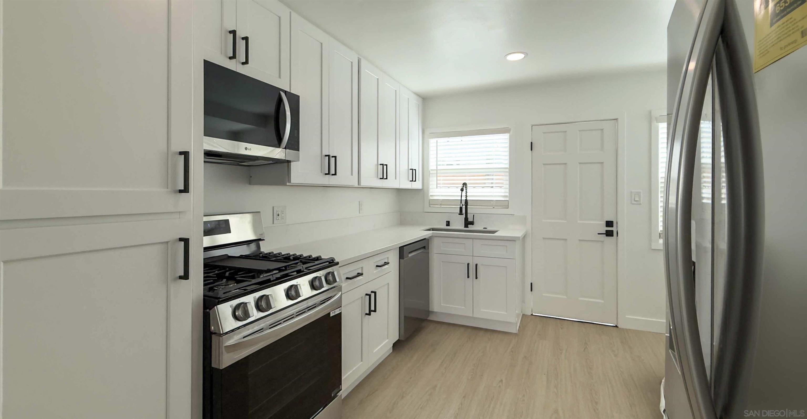 Detail Gallery Image 7 of 13 For 4513-23  Cleveland Ave, San Diego,  CA 92116 - – Beds | – Baths