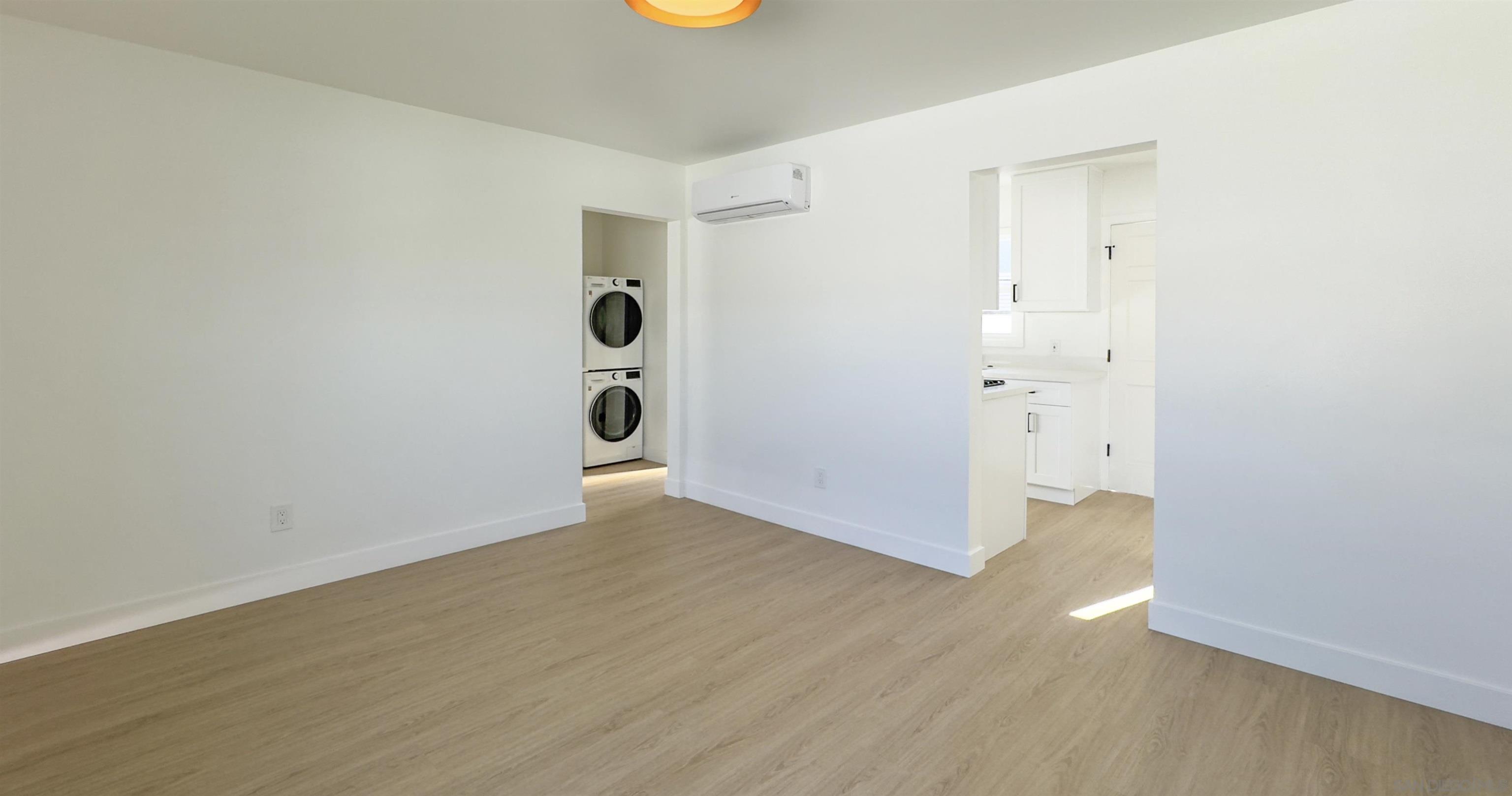 Detail Gallery Image 10 of 13 For 4513-23  Cleveland Ave, San Diego,  CA 92116 - – Beds | – Baths