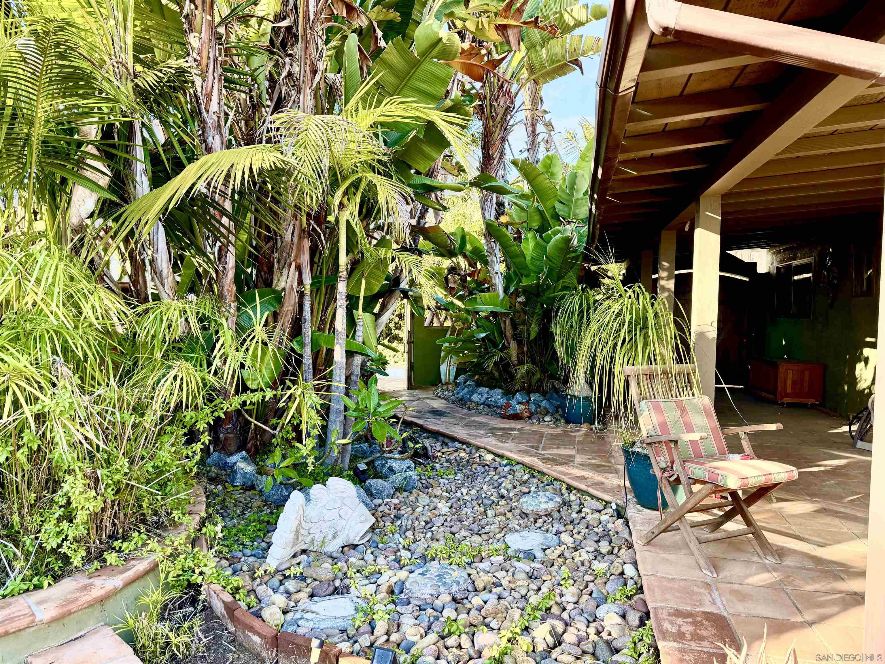 Detail Gallery Image 4 of 18 For 775  La Mirada Ave, Encinitas,  CA 92024 - 2 Beds | 1/1 Baths