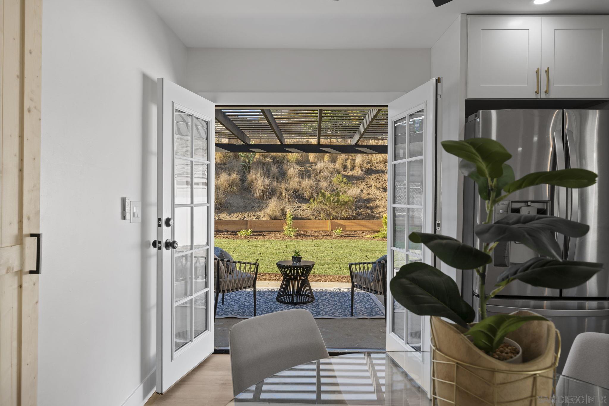 Detail Gallery Image 13 of 28 For 13442  Mountainside Dr, Poway,  CA 92064 - 3 Beds | 2 Baths