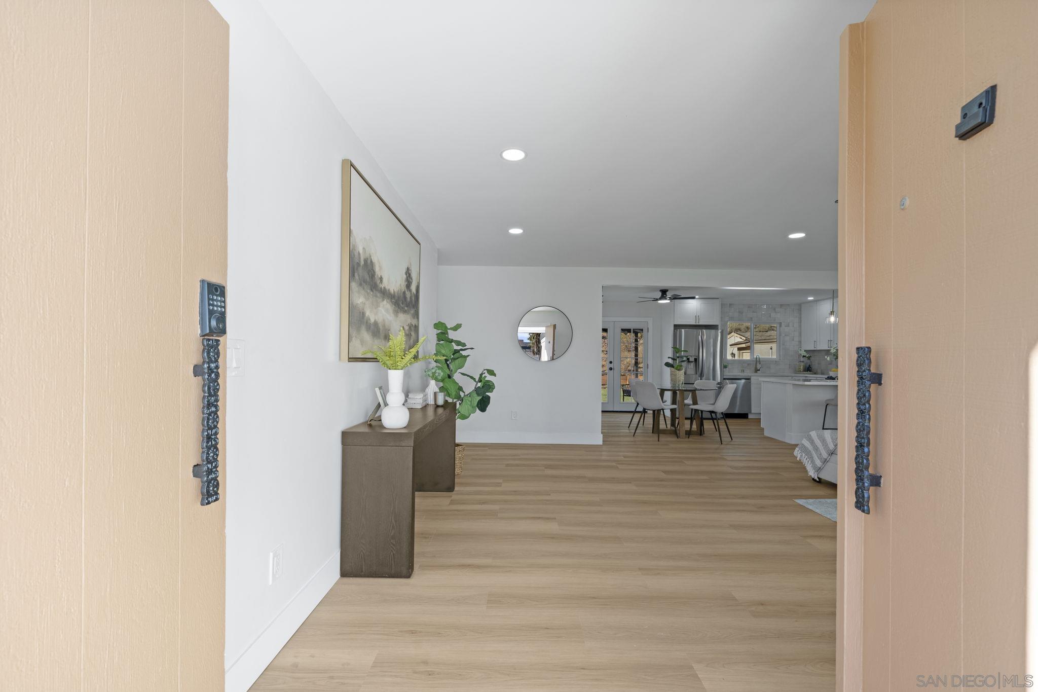 Detail Gallery Image 22 of 28 For 13442  Mountainside Dr, Poway,  CA 92064 - 3 Beds | 2 Baths