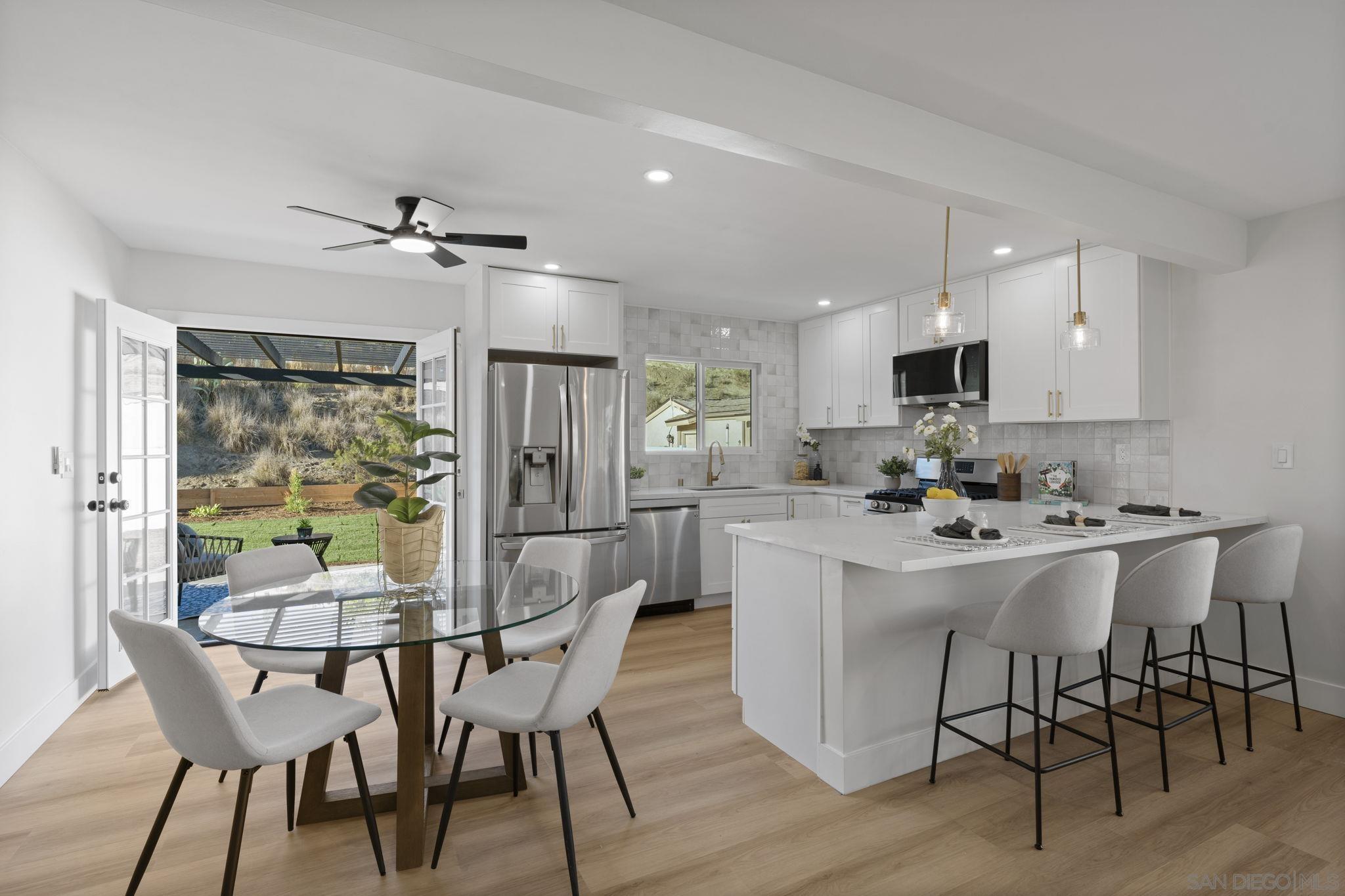 Detail Gallery Image 9 of 28 For 13442  Mountainside Dr, Poway,  CA 92064 - 3 Beds | 2 Baths