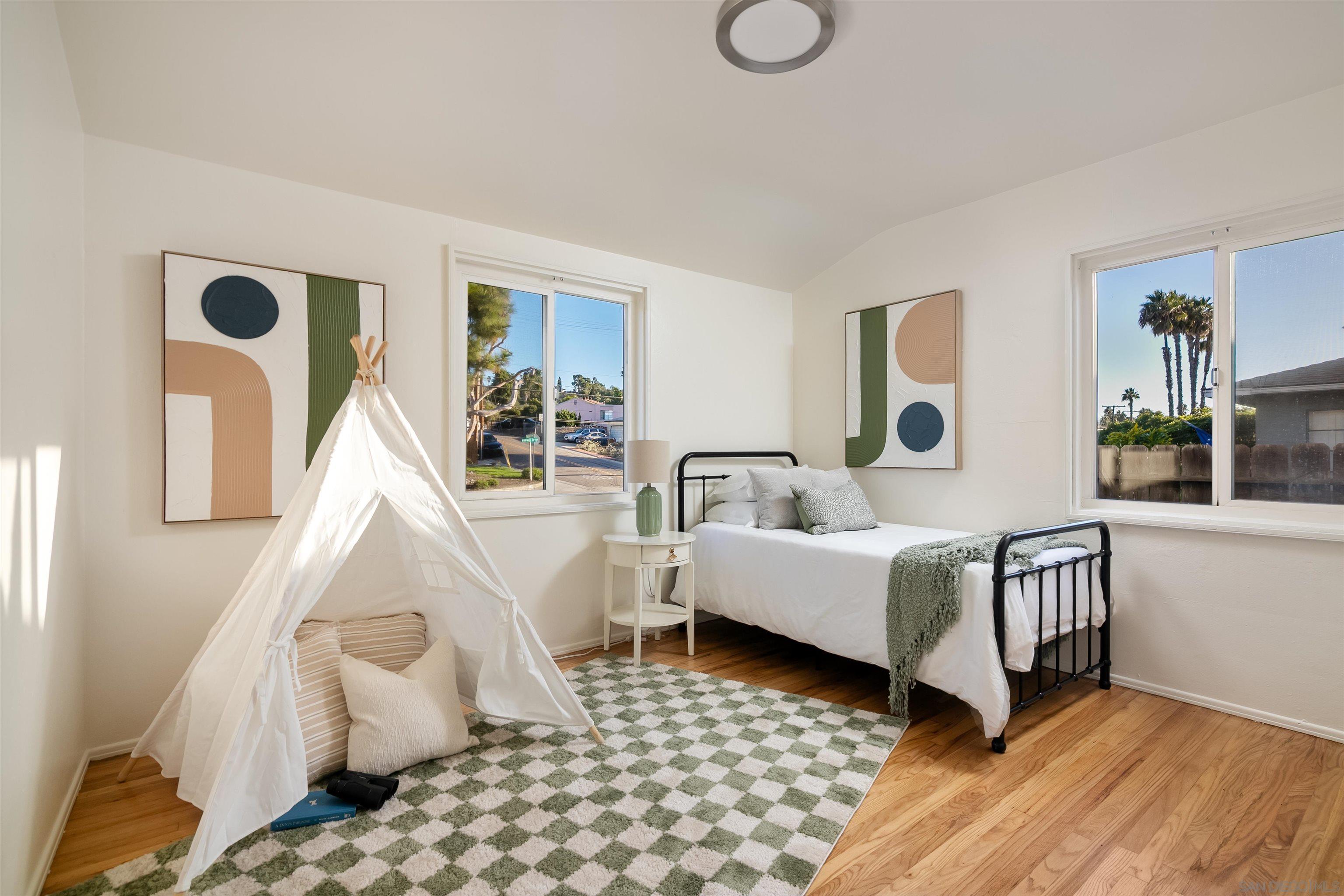 Detail Gallery Image 20 of 38 For 3708  Fairway Dr, La Mesa,  CA 91941 - 3 Beds | 1 Baths