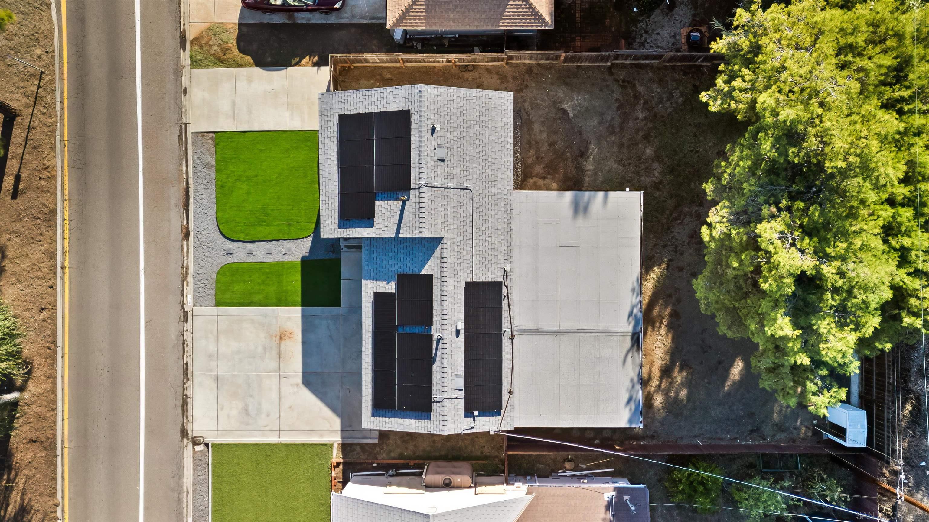 Detail Gallery Image 8 of 38 For 3708  Fairway Dr, La Mesa,  CA 91941 - 3 Beds | 1 Baths