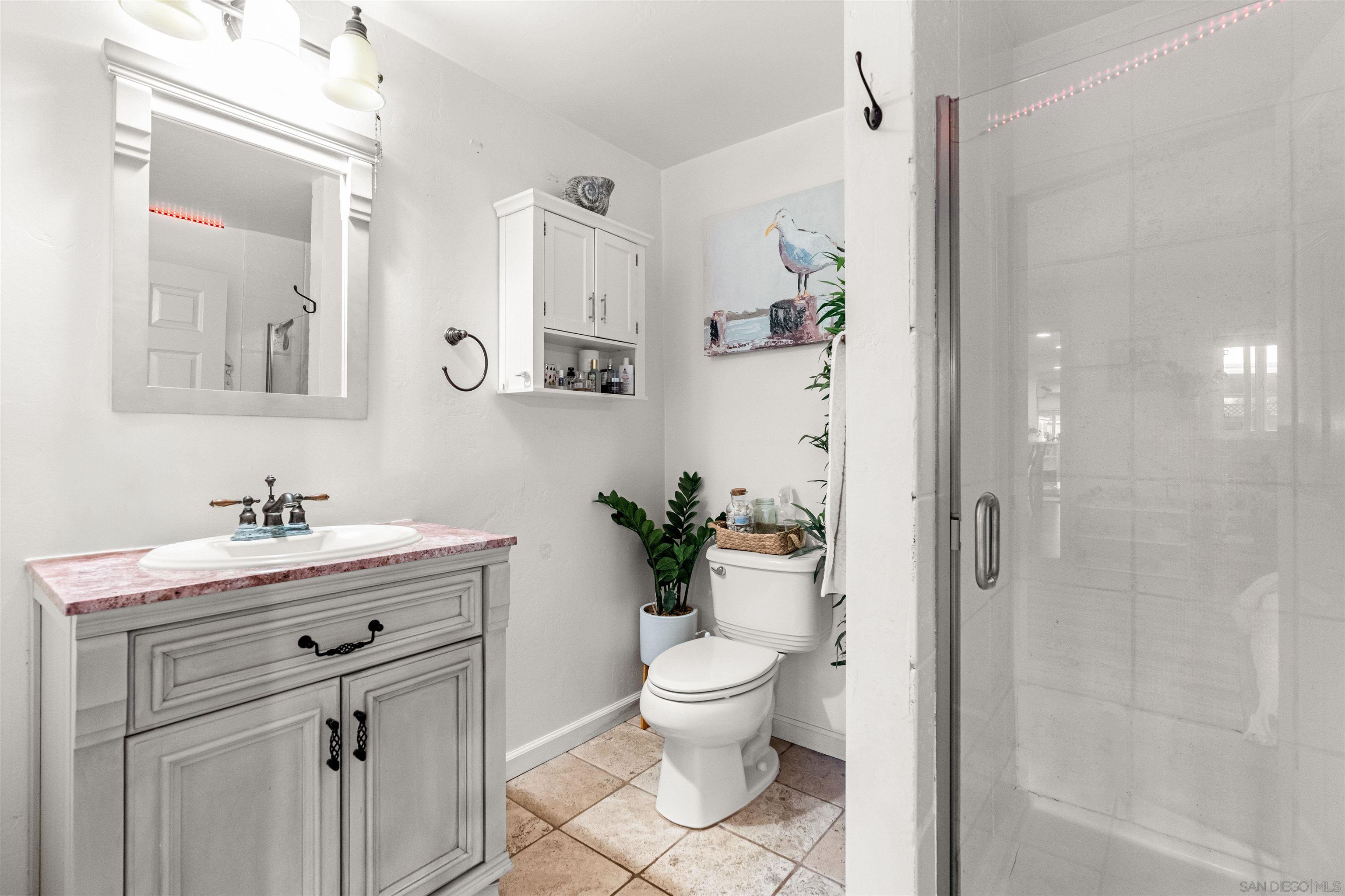 Detail Gallery Image 14 of 30 For 1204  Peach Ave, El Cajon,  CA 92021 - 3 Beds | 3 Baths