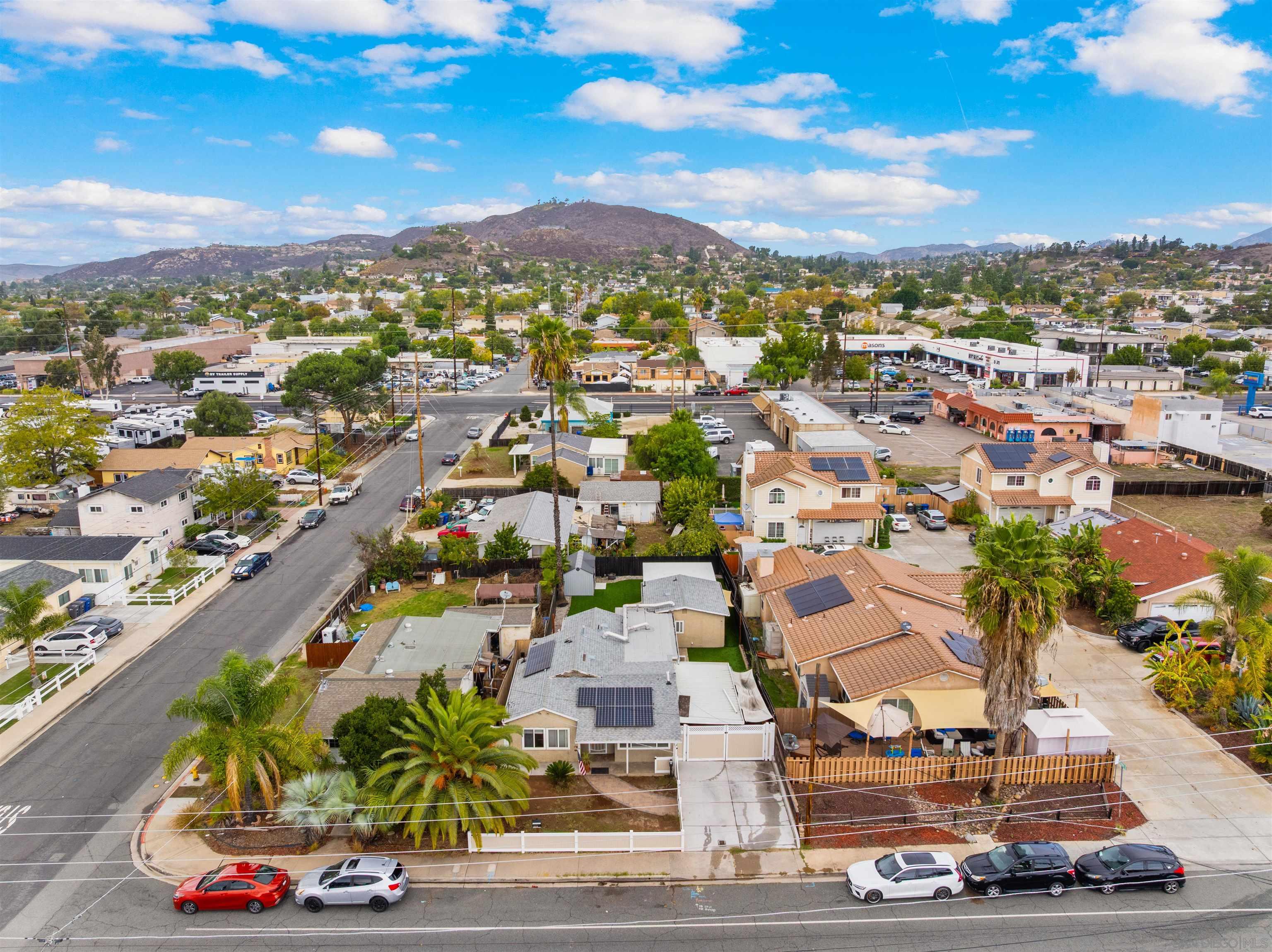Detail Gallery Image 21 of 30 For 1204  Peach Ave, El Cajon,  CA 92021 - 3 Beds | 3 Baths