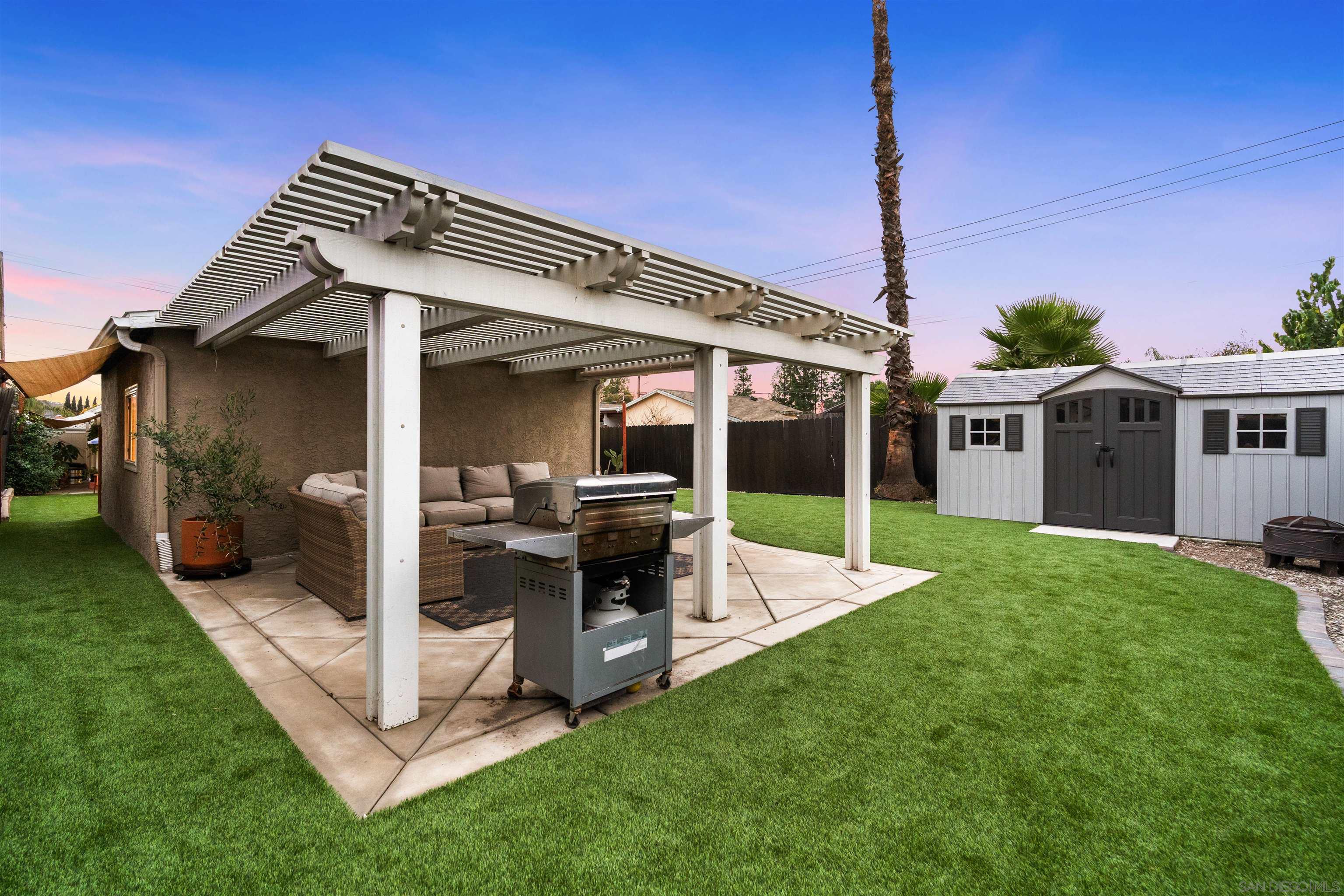 Detail Gallery Image 29 of 30 For 1204  Peach Ave, El Cajon,  CA 92021 - 3 Beds | 3 Baths