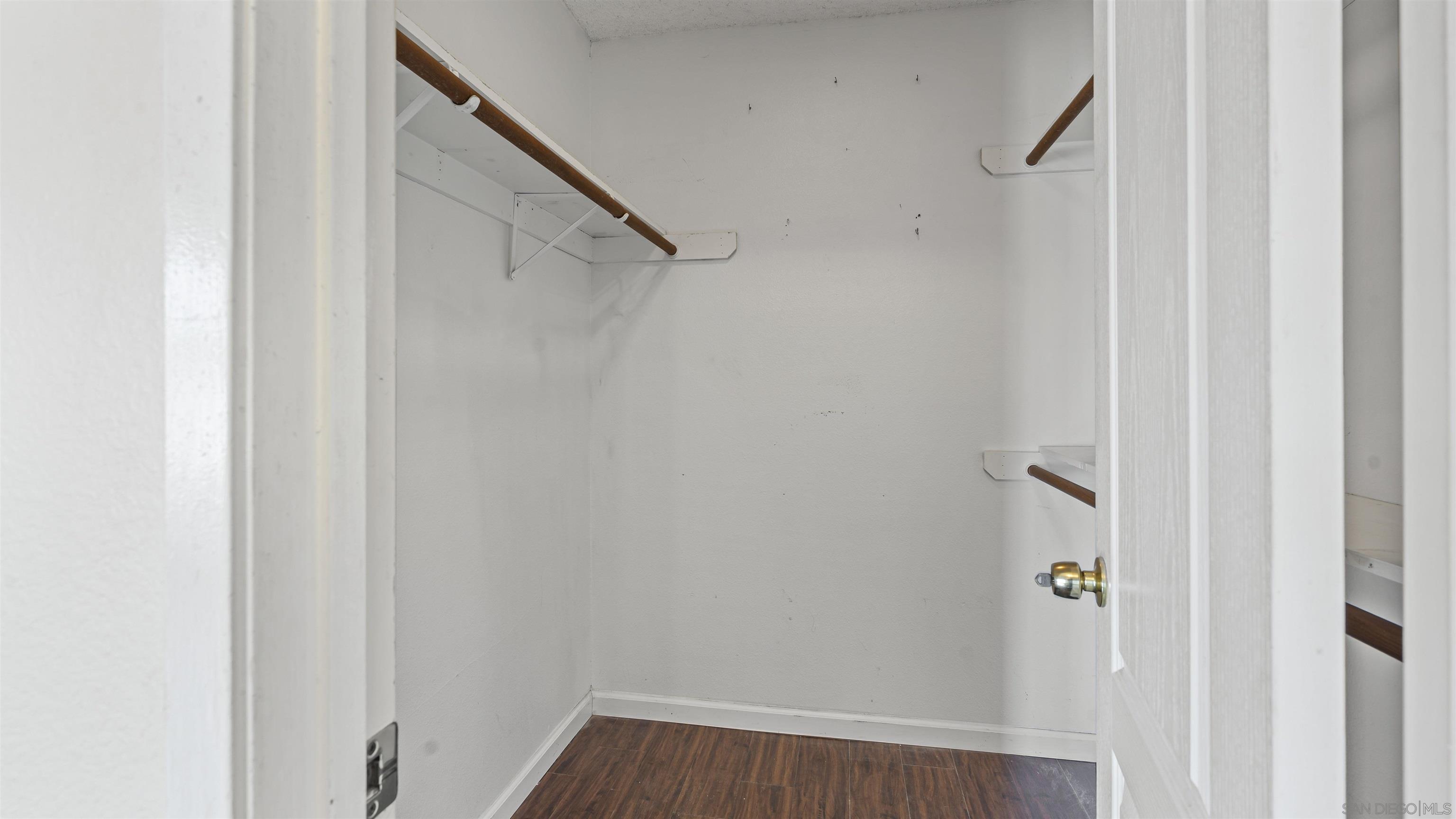 Detail Gallery Image 16 of 37 For 5315  Old Dairy Ct, Bonita,  CA 91902 - 4 Beds | 3 Baths