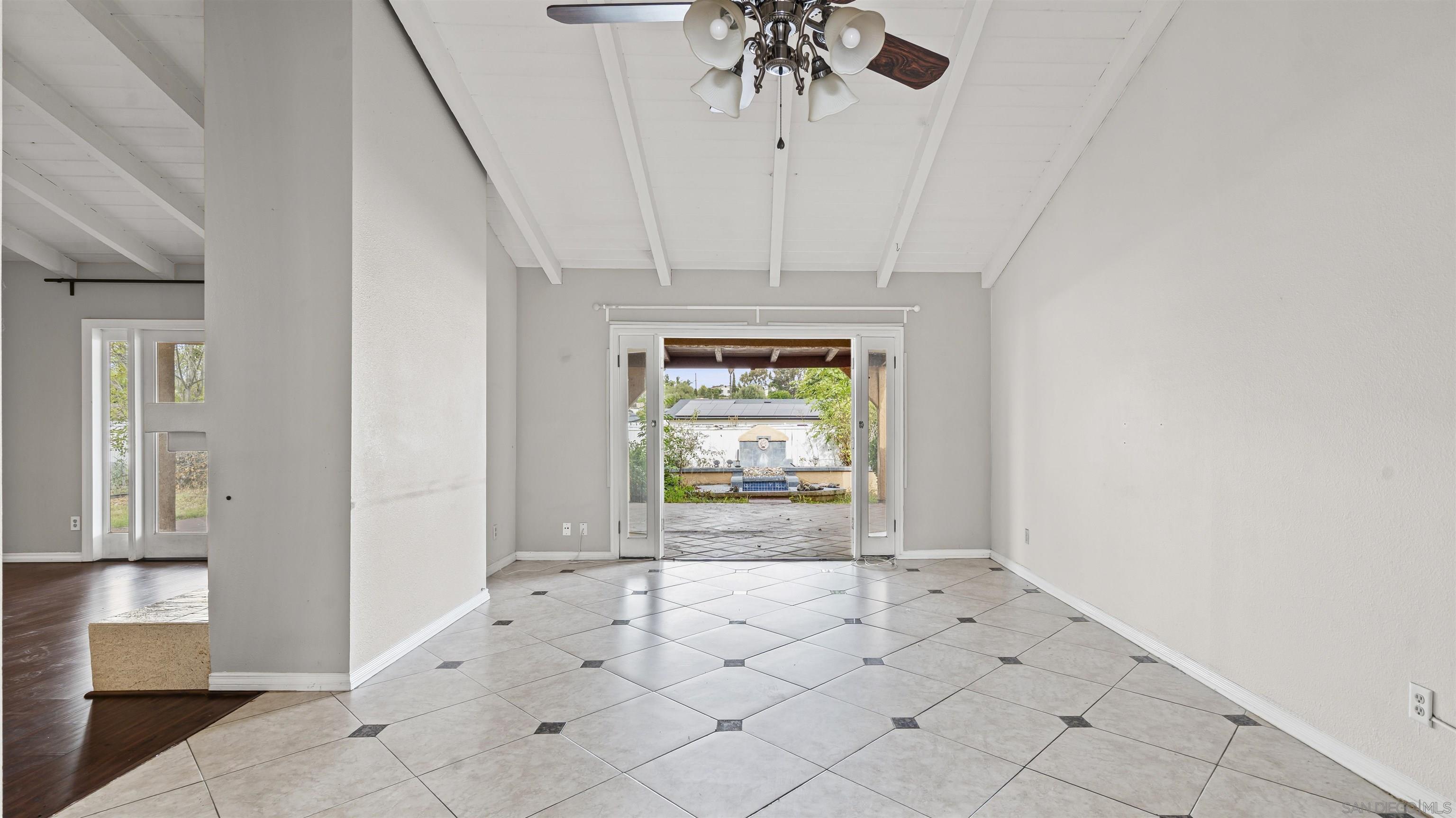 Detail Gallery Image 3 of 37 For 5315  Old Dairy Ct, Bonita,  CA 91902 - 4 Beds | 3 Baths