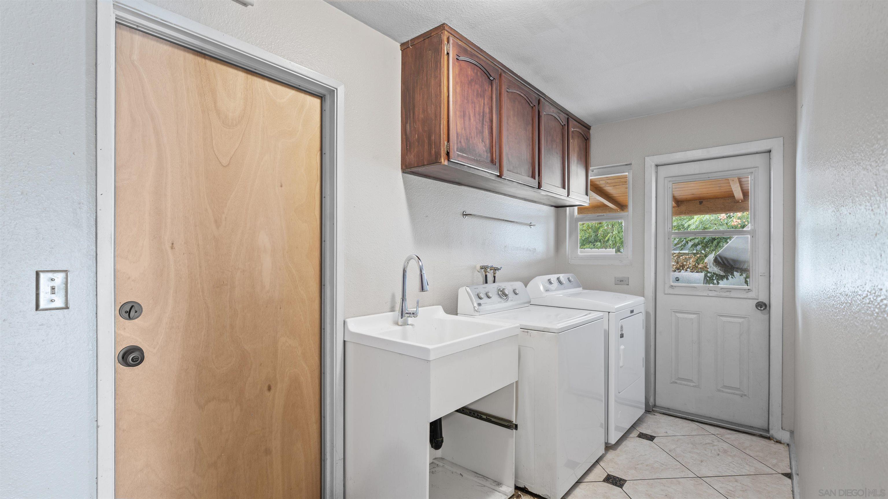 Detail Gallery Image 22 of 37 For 5315  Old Dairy Ct, Bonita,  CA 91902 - 4 Beds | 3 Baths