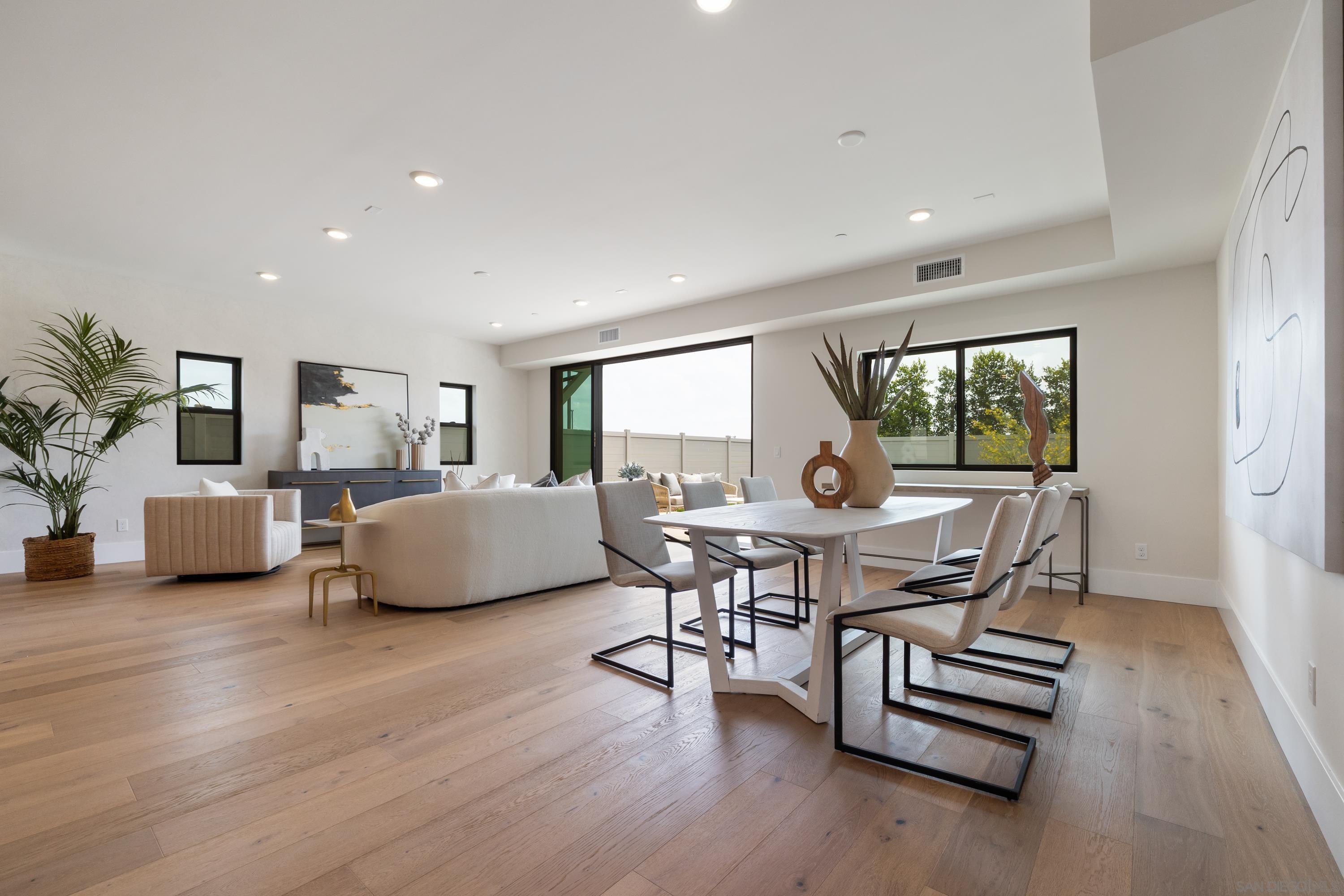 Detail Gallery Image 19 of 66 For 3747  Adams St, Carlsbad,  CA 92008 - – Beds | – Baths