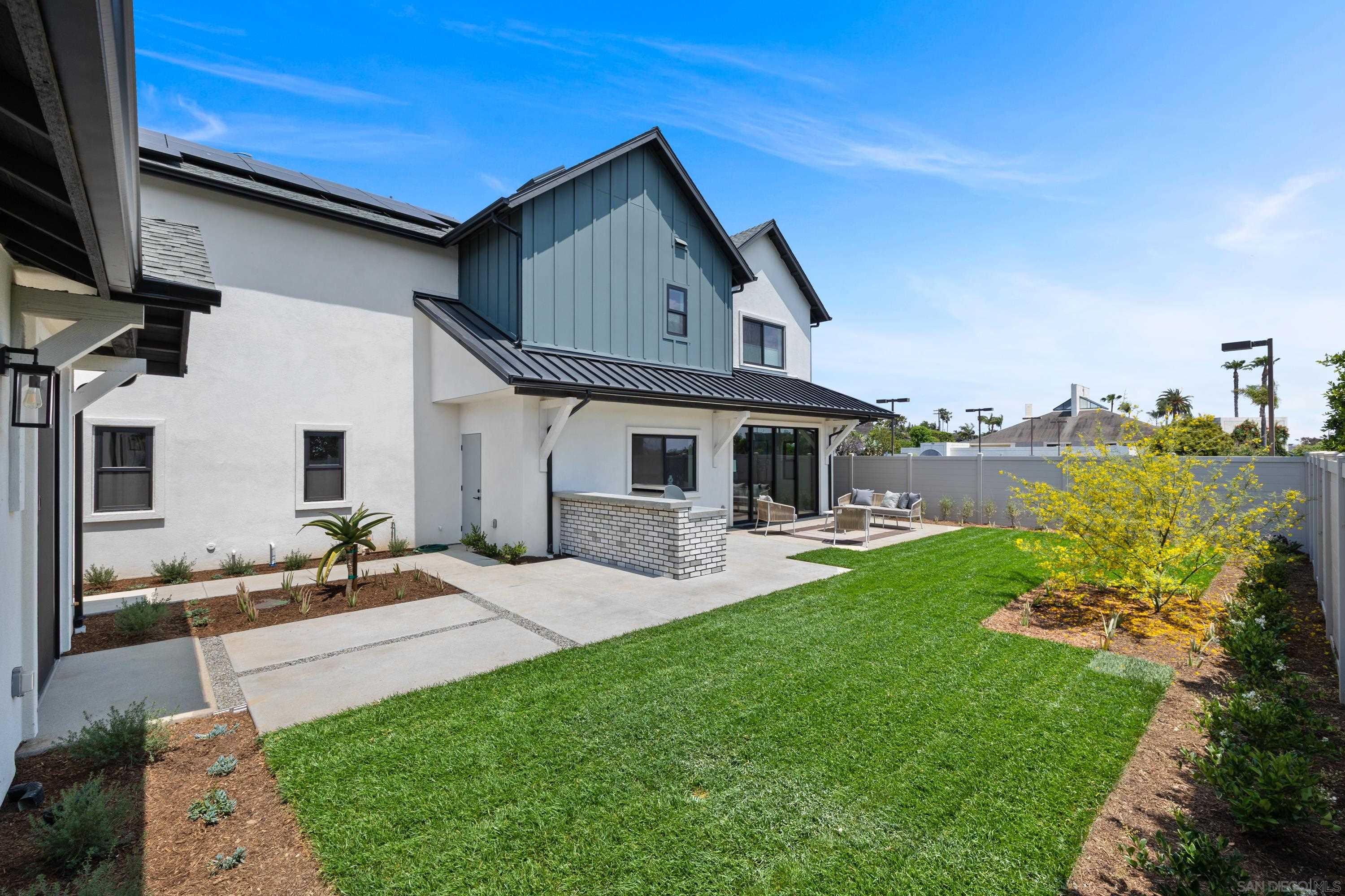 Detail Gallery Image 6 of 66 For 3747  Adams St, Carlsbad,  CA 92008 - – Beds | – Baths