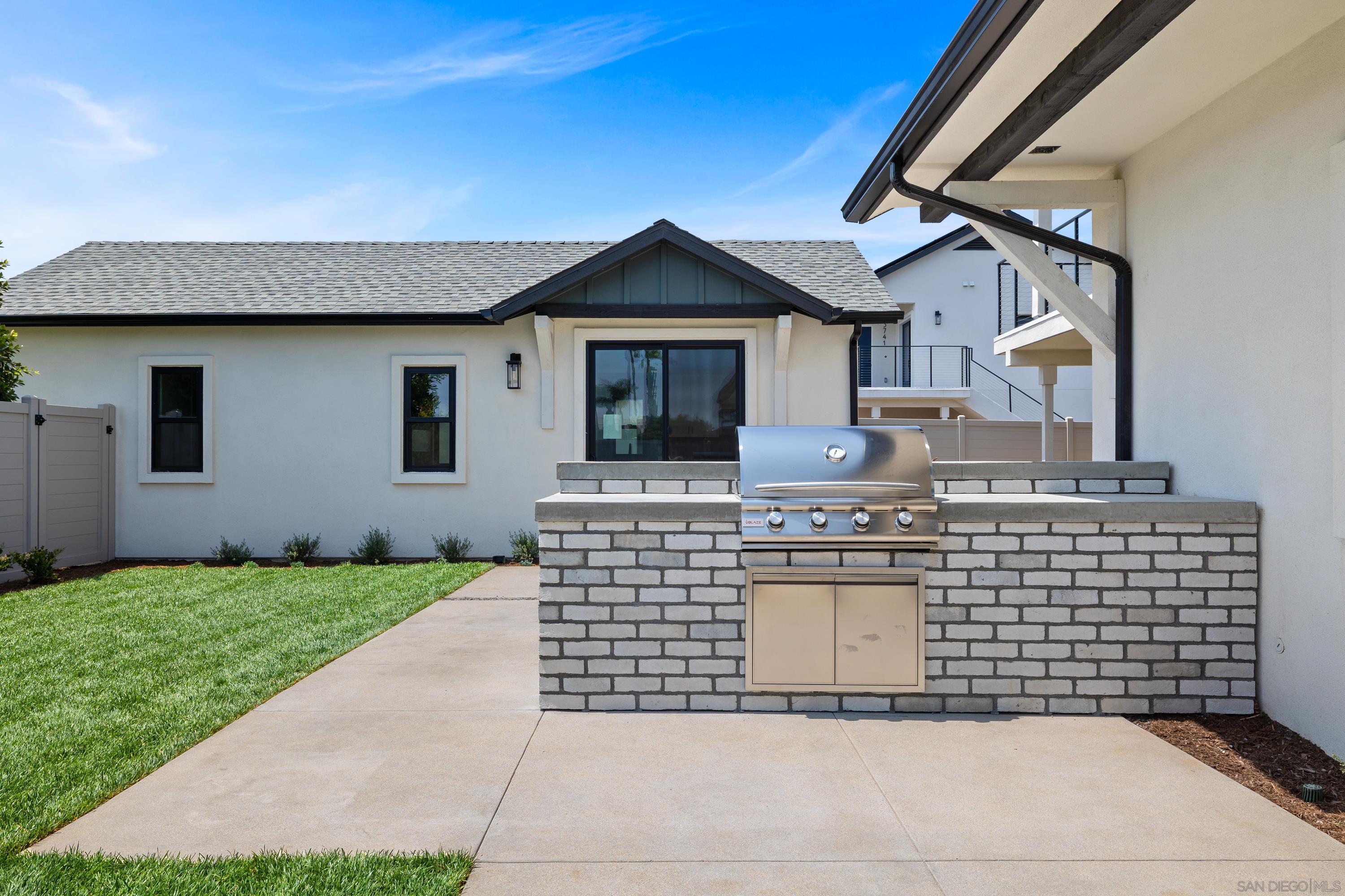 Detail Gallery Image 7 of 66 For 3747  Adams St, Carlsbad,  CA 92008 - – Beds | – Baths