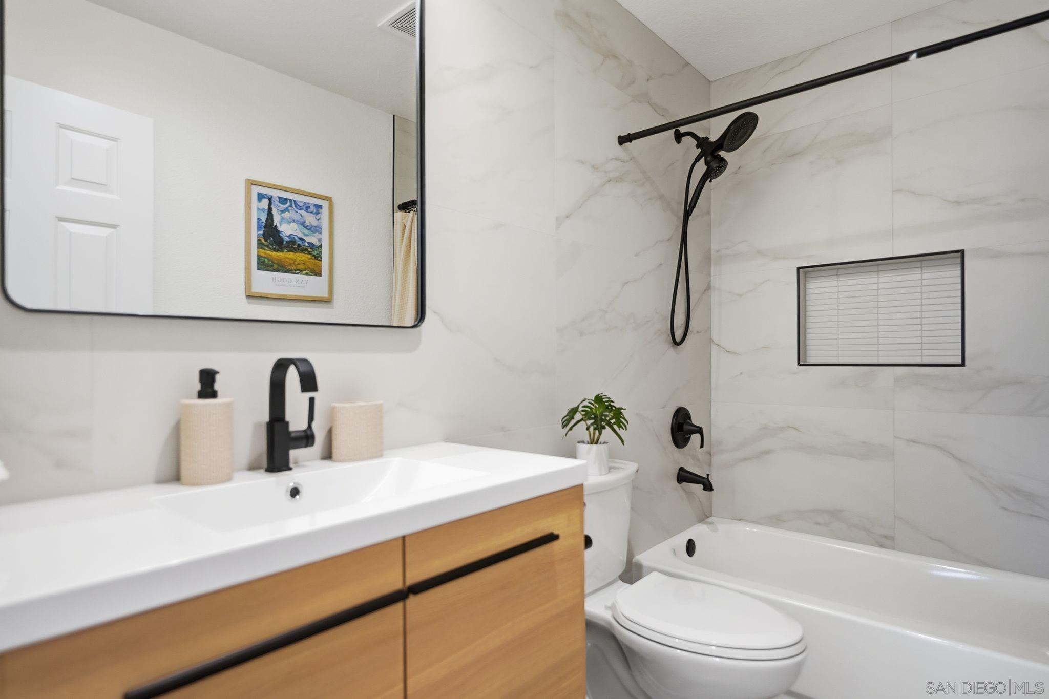 Detail Gallery Image 23 of 30 For 183  Plumosa Street, Oceanside,  CA 92058 - 4 Beds | 2 Baths