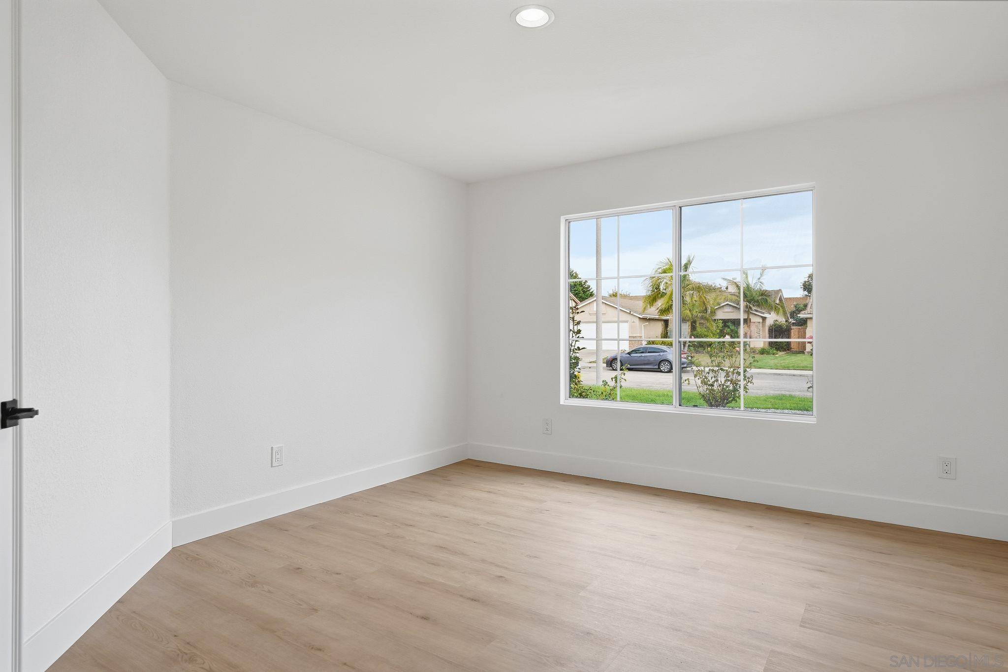 Detail Gallery Image 27 of 30 For 183  Plumosa Street, Oceanside,  CA 92058 - 4 Beds | 2 Baths
