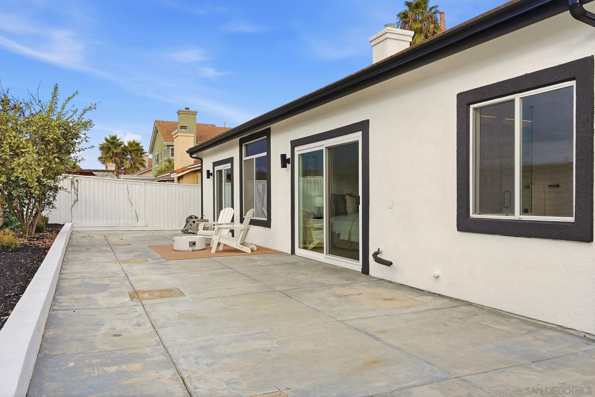 Detail Gallery Image 28 of 30 For 183  Plumosa Street, Oceanside,  CA 92058 - 4 Beds | 2 Baths
