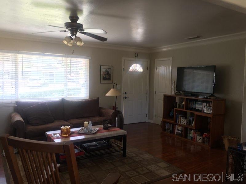 Detail Gallery Image 11 of 12 For 12636  Arabian Way, Poway,  CA 92064 - 3 Beds | 2 Baths