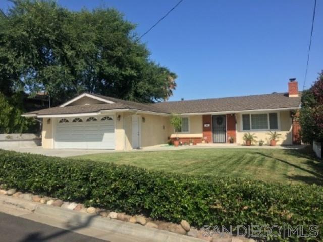 Detail Gallery Image 3 of 12 For 12636  Arabian Way, Poway,  CA 92064 - 3 Beds | 2 Baths