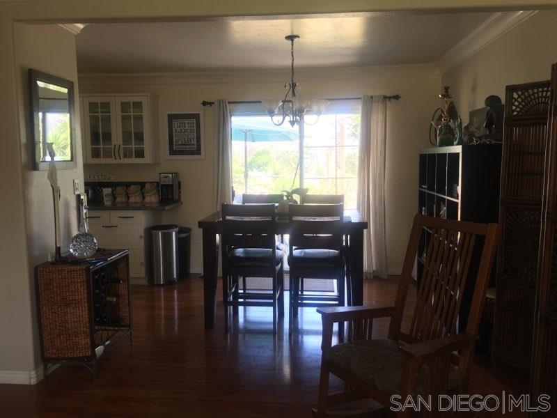 Detail Gallery Image 4 of 12 For 12636  Arabian Way, Poway,  CA 92064 - 3 Beds | 2 Baths