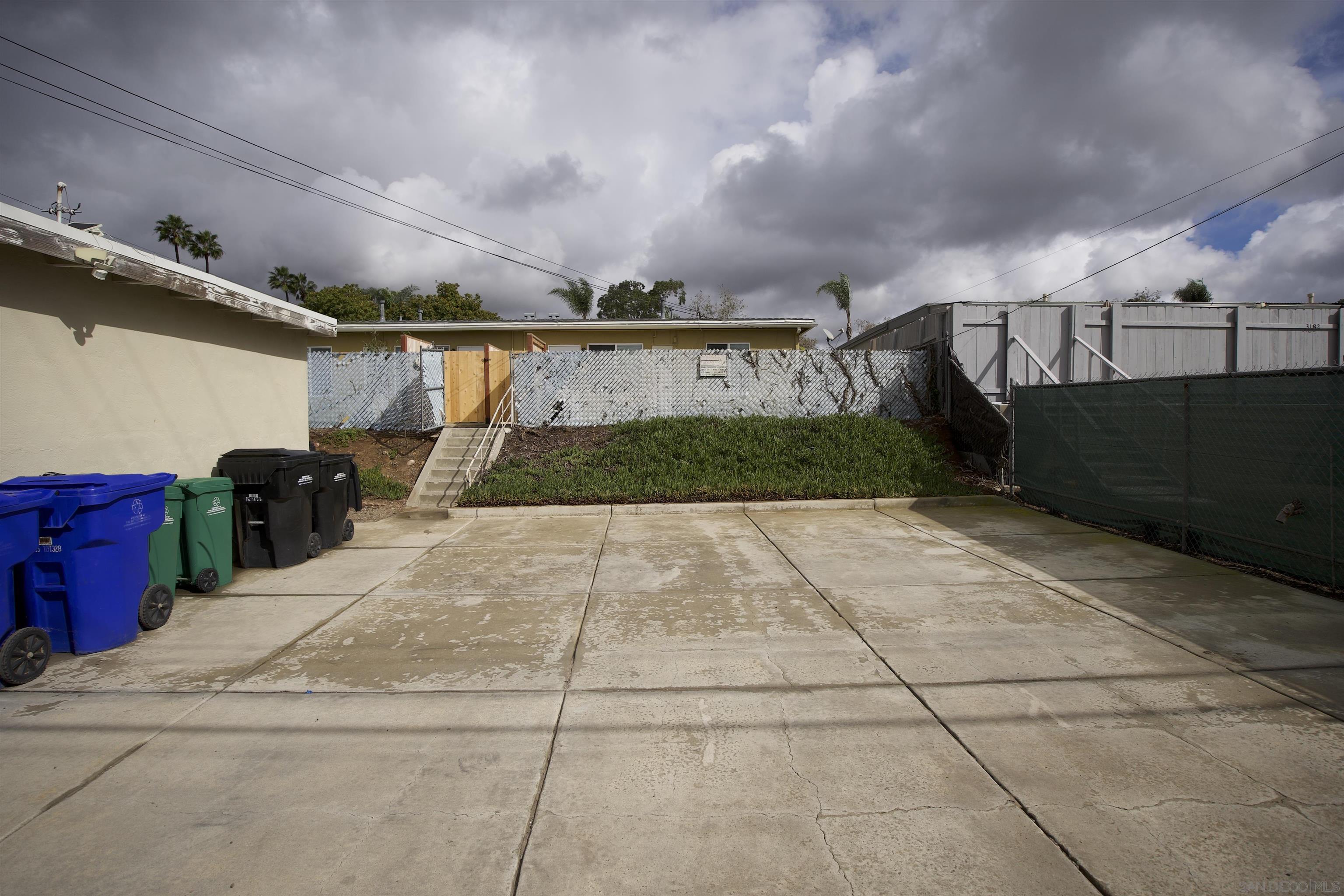 Detail Gallery Image 18 of 18 For 3186  Clairemont Dr, San Diego,  CA 92117 - 2 Beds | 1 Baths