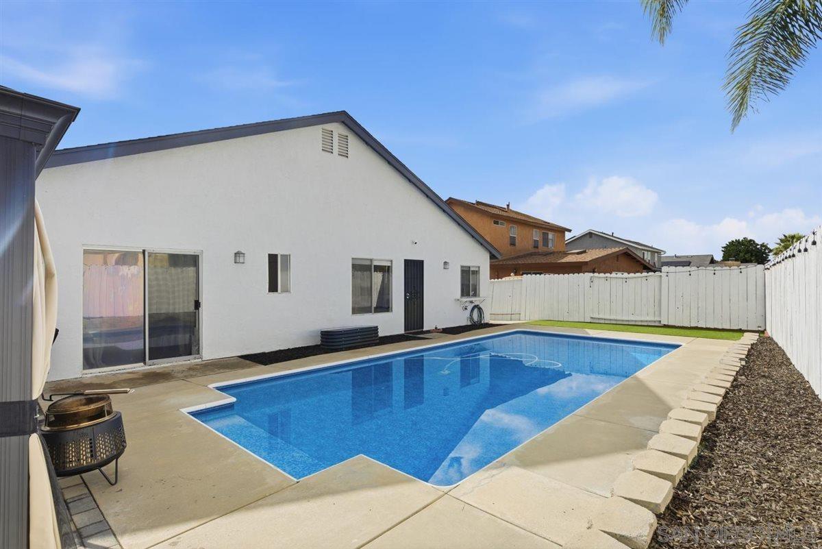 Detail Gallery Image 21 of 39 For 10660  Braverman Drive, Santee,  CA 92071 - 3 Beds | 2 Baths