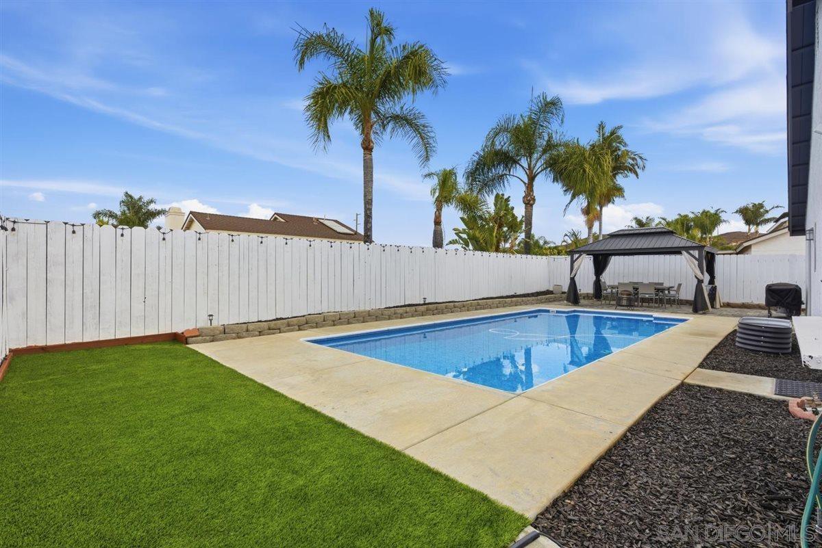 Detail Gallery Image 23 of 39 For 10660  Braverman Drive, Santee,  CA 92071 - 3 Beds | 2 Baths