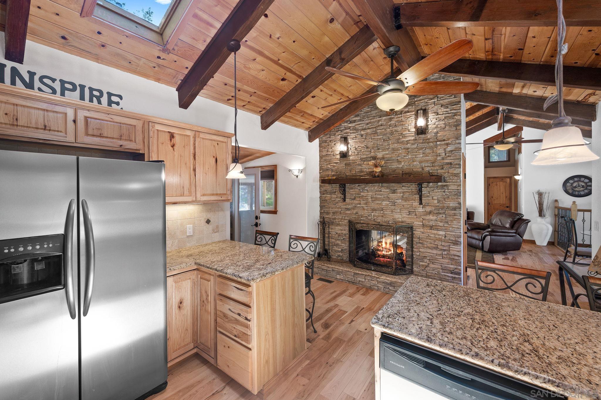 Detail Gallery Image 3 of 49 For 27720  Saunders Meadow Rd, Idyllwild,  CA 92549 - 3 Beds | 2/1 Baths