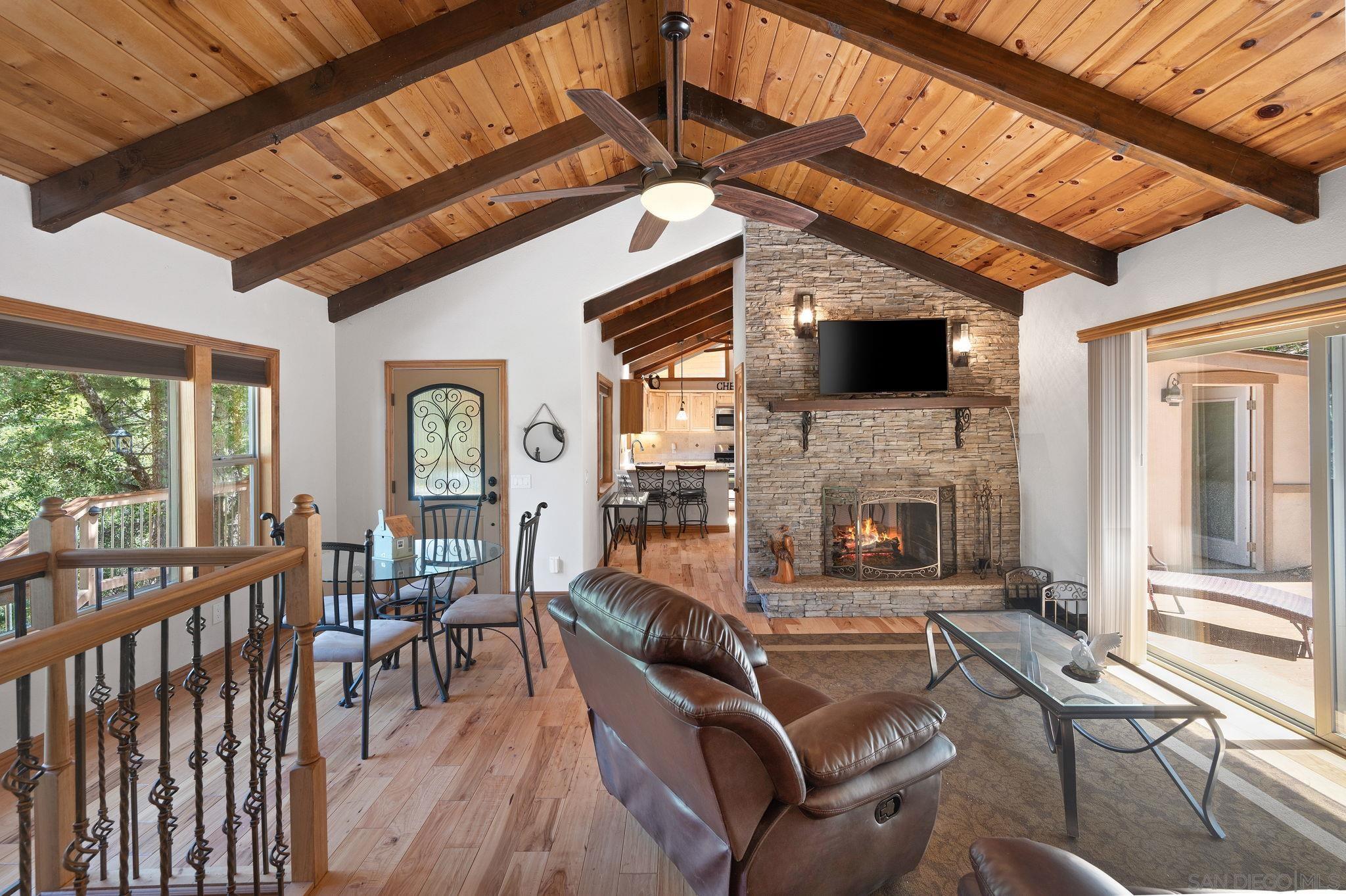 Detail Gallery Image 5 of 49 For 27720  Saunders Meadow Rd, Idyllwild,  CA 92549 - 3 Beds | 2/1 Baths