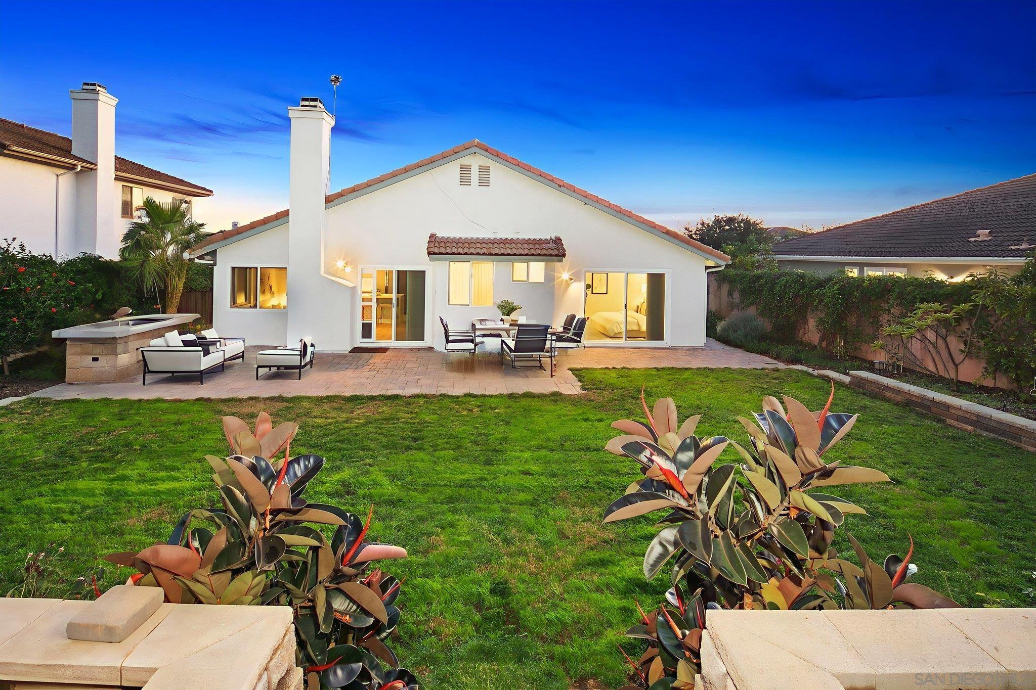 Detail Gallery Image 2 of 52 For 3356  Corte Tiburon, Carlsbad,  CA 92009 - 3 Beds | 2 Baths