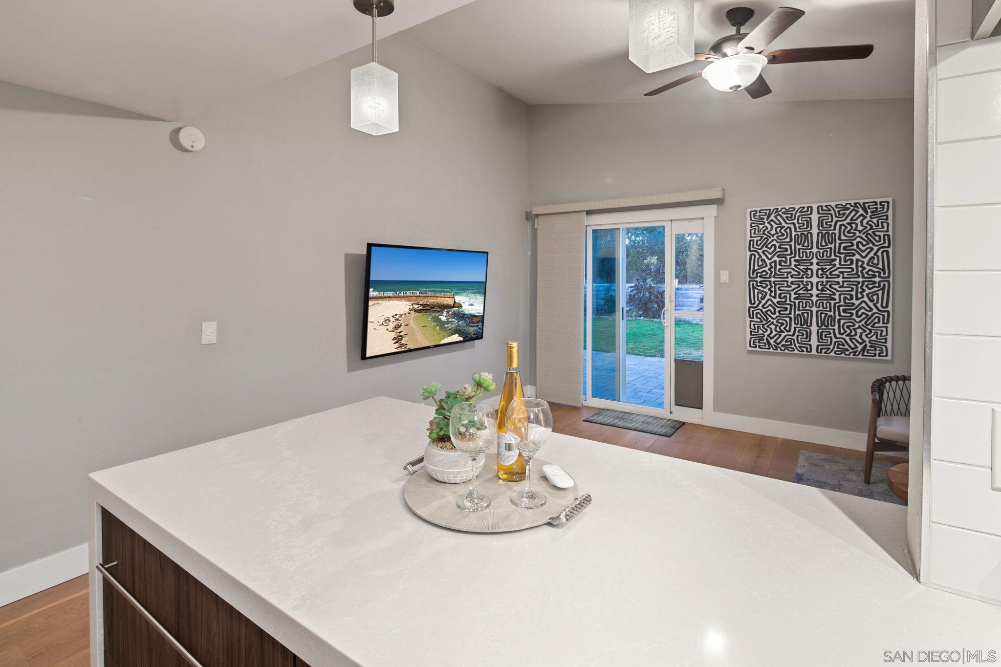 Detail Gallery Image 16 of 52 For 3356  Corte Tiburon, Carlsbad,  CA 92009 - 3 Beds | 2 Baths