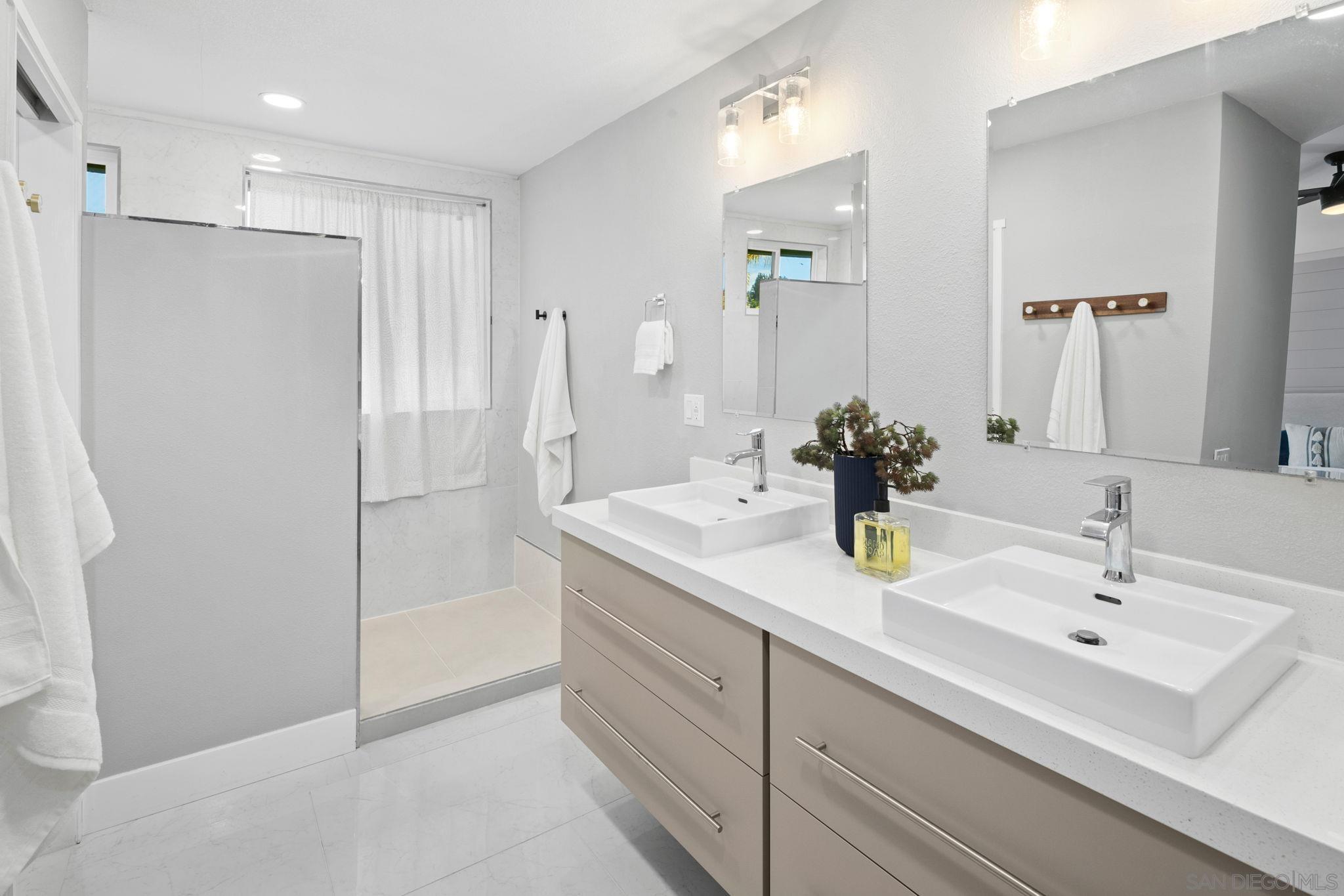 Detail Gallery Image 32 of 52 For 3356  Corte Tiburon, Carlsbad,  CA 92009 - 3 Beds | 2 Baths