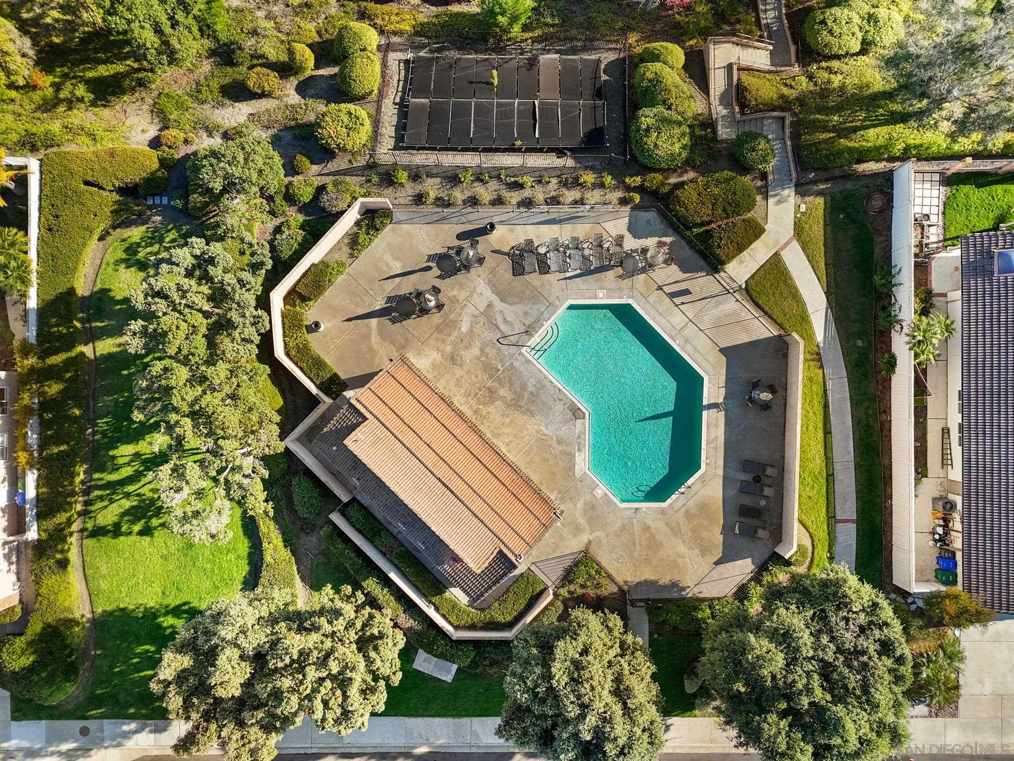 Detail Gallery Image 44 of 52 For 3356  Corte Tiburon, Carlsbad,  CA 92009 - 3 Beds | 2 Baths