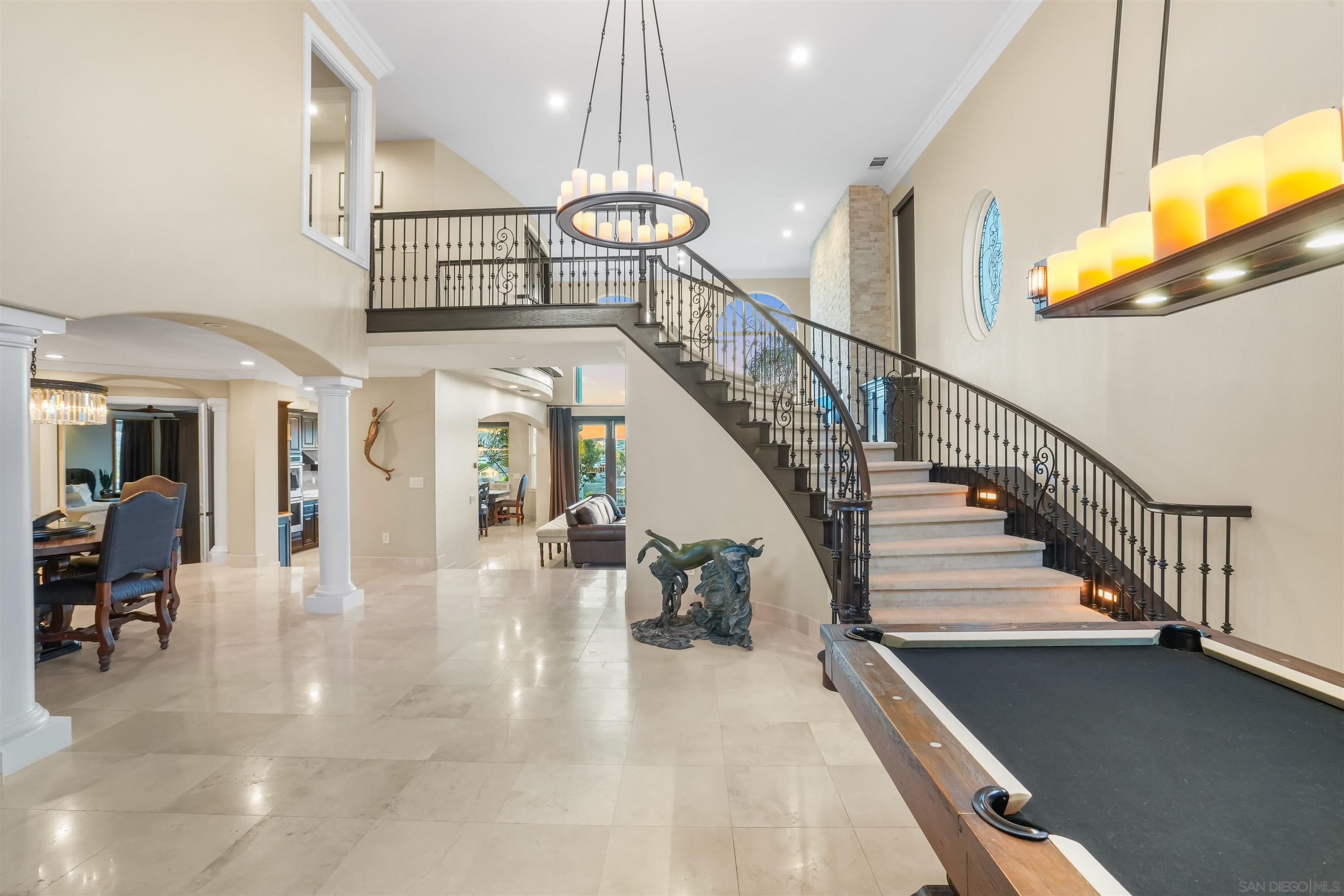 Detail Gallery Image 10 of 41 For 22590  Canyon Lake Drive South, Sun City,  CA 92587 - 5 Beds | 2/1 Baths