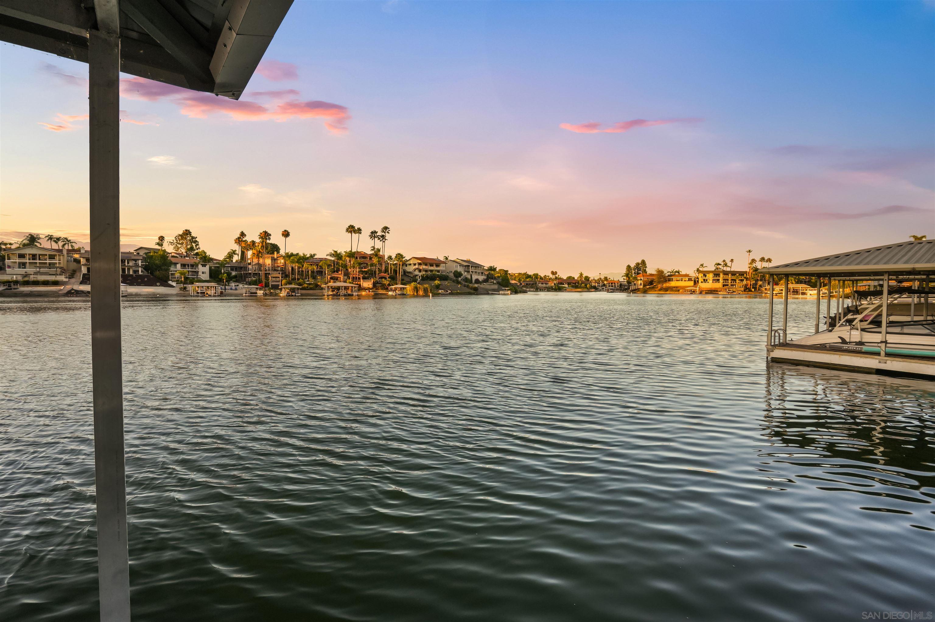 Detail Gallery Image 37 of 41 For 22590  Canyon Lake Drive South, Sun City,  CA 92587 - 5 Beds | 2/1 Baths