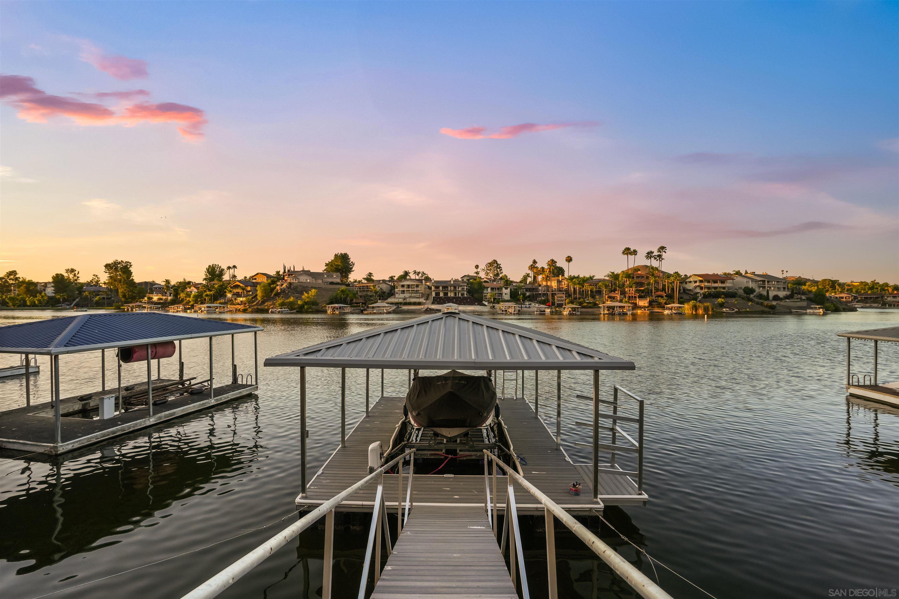 Detail Gallery Image 6 of 41 For 22590  Canyon Lake Drive South, Sun City,  CA 92587 - 5 Beds | 2/1 Baths