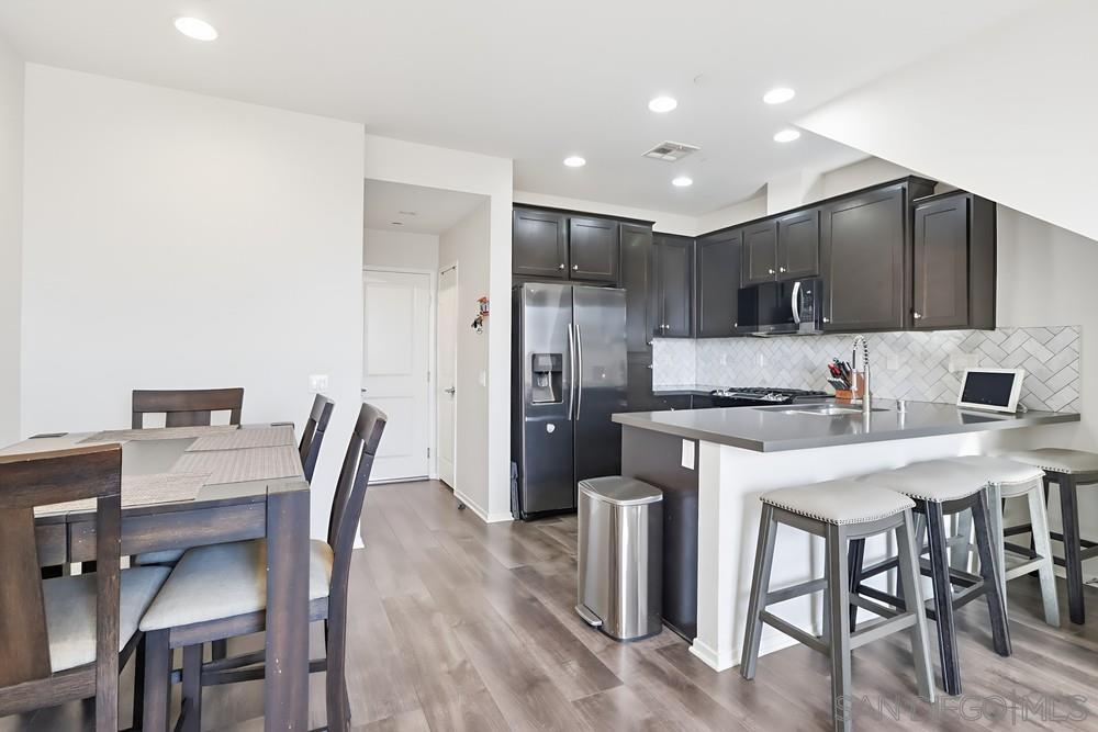 Detail Gallery Image 10 of 41 For 5475  San Roberto, San Diego,  CA 92154 - 3 Beds | 2/1 Baths