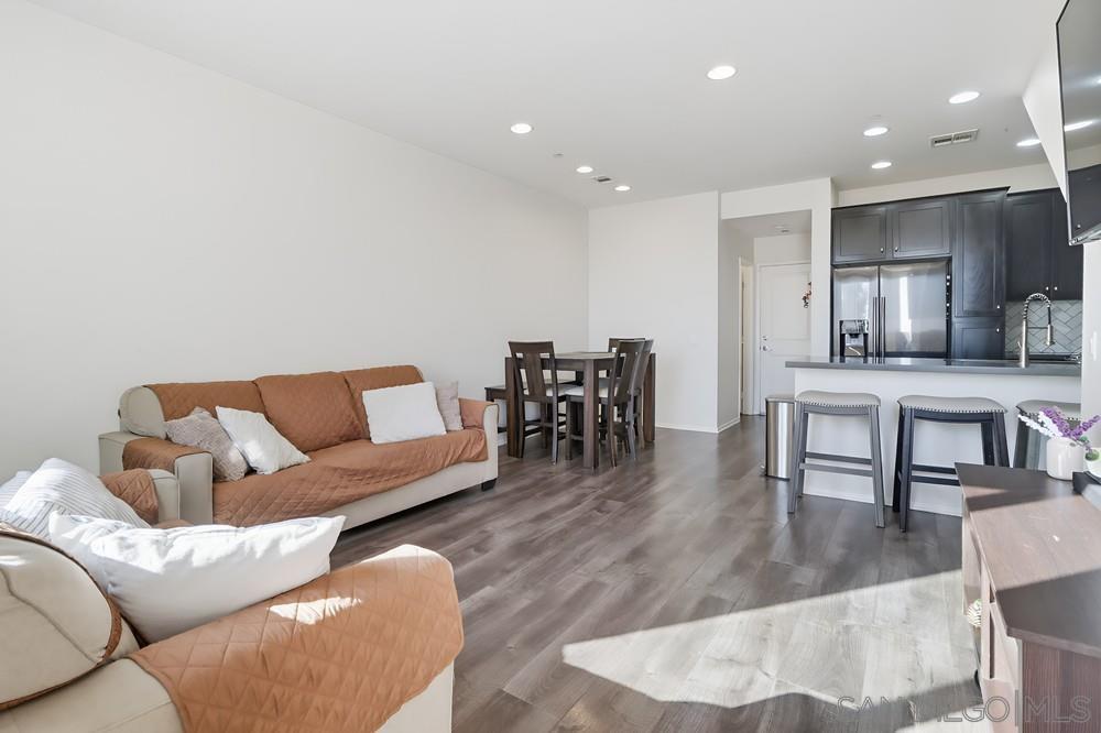 Detail Gallery Image 7 of 41 For 5475  San Roberto, San Diego,  CA 92154 - 3 Beds | 2/1 Baths