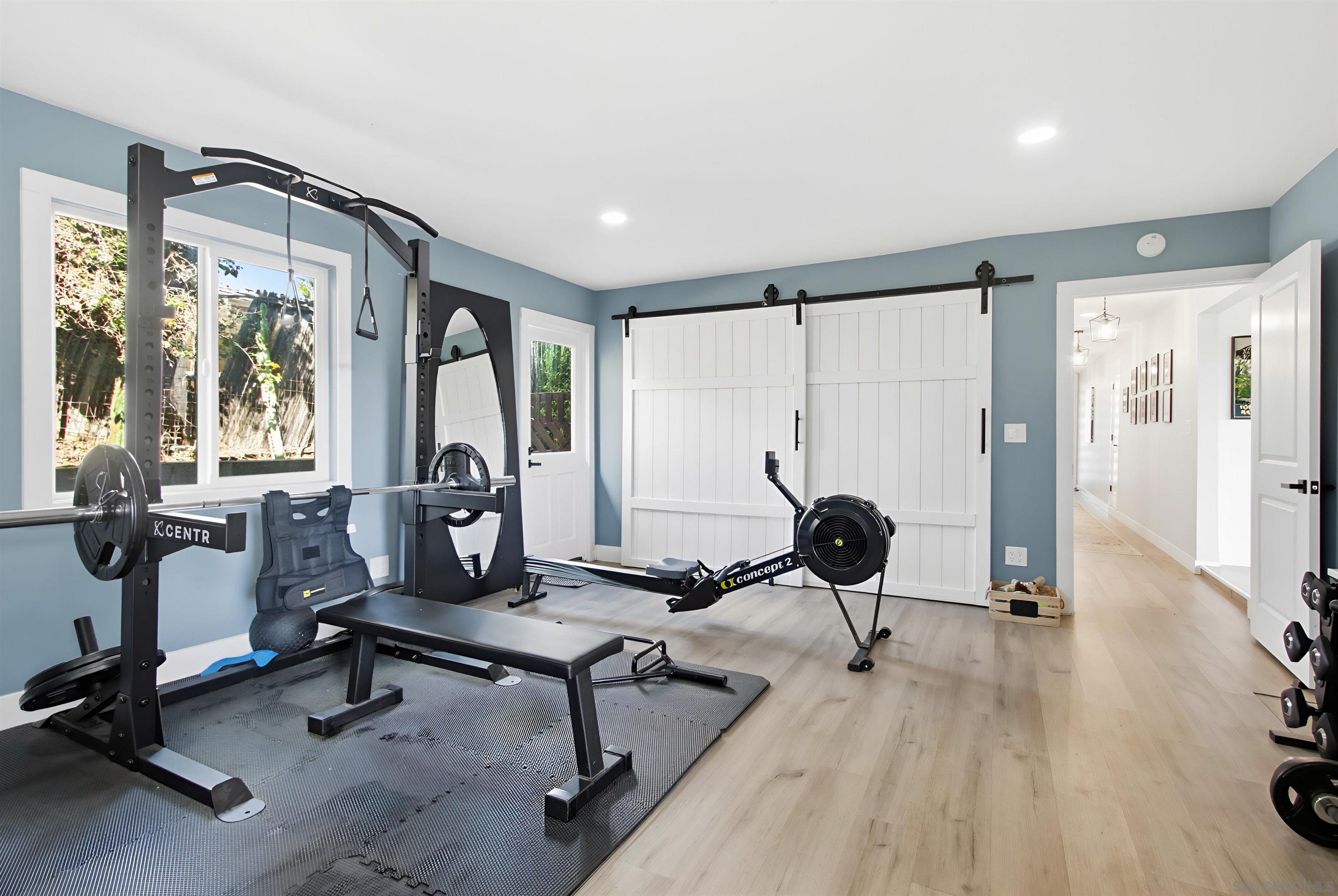 Detail Gallery Image 11 of 32 For 3558  Siembre St, Bonita,  CA 91902 - 4 Beds | 3 Baths